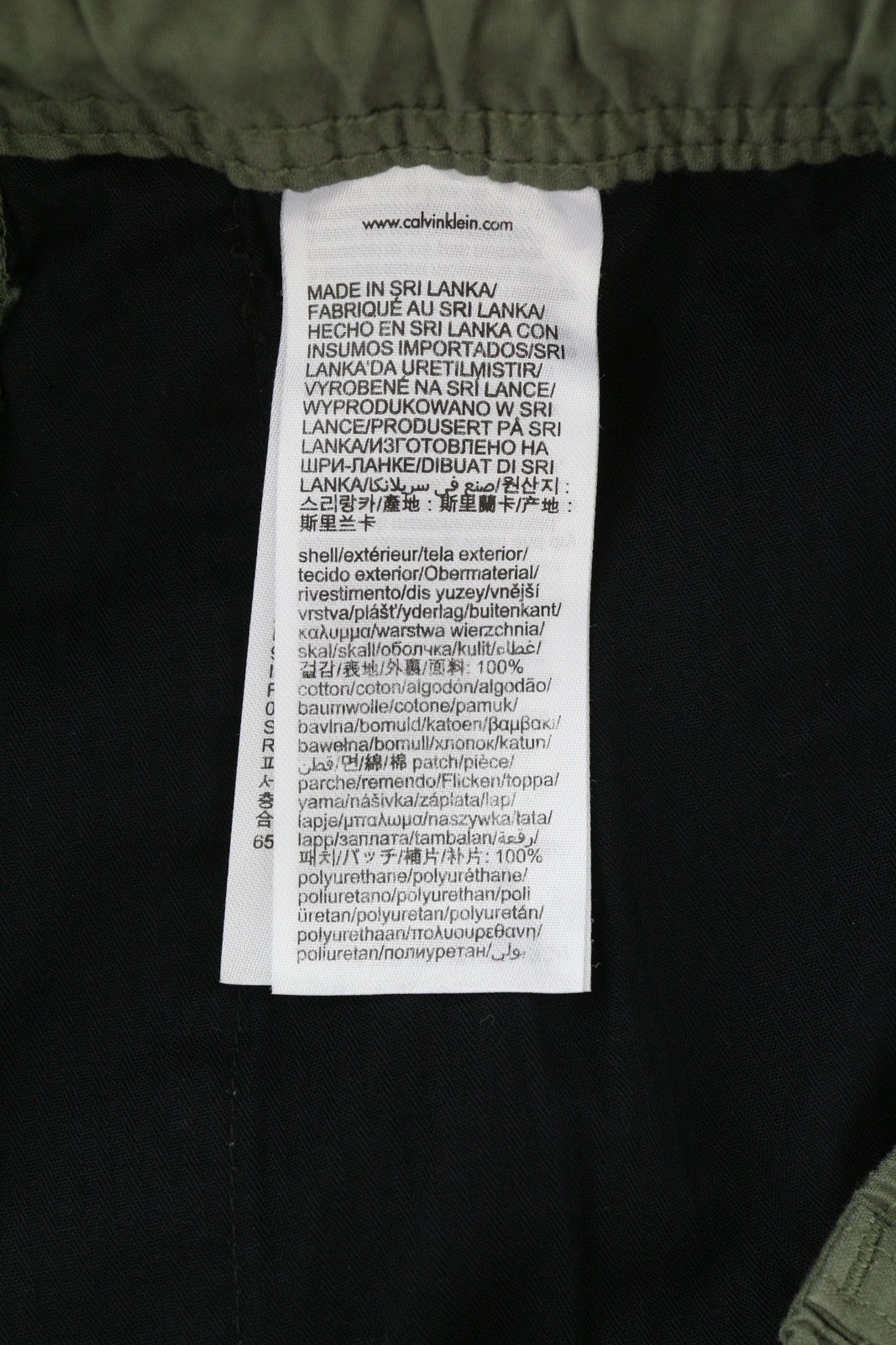 CALVIN KLEIN Essential Regular vyriškos kelnės XS žalios su elastingu juosmeniu ir logotipu 