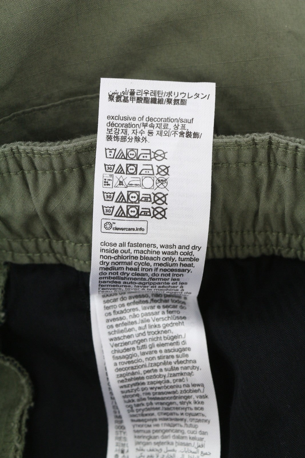 CALVIN KLEIN Essential Regular vyriškos kelnės XS žalios su elastingu juosmeniu ir logotipu 