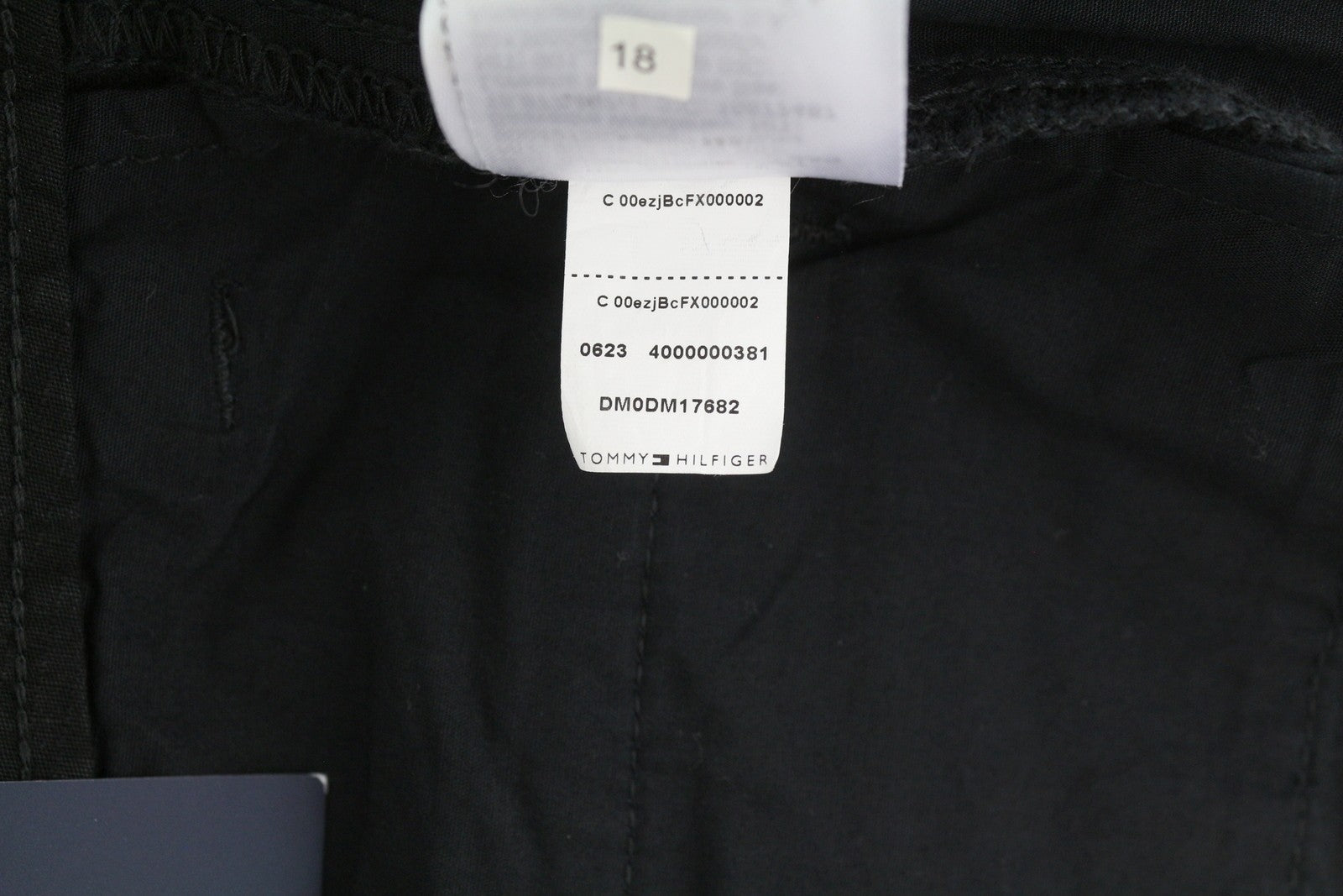 TOMMY HILFIGER Aiden Baggy Cargo vyriškos kelnės W33/L34 juodos tekstūruotos užtrauktuku