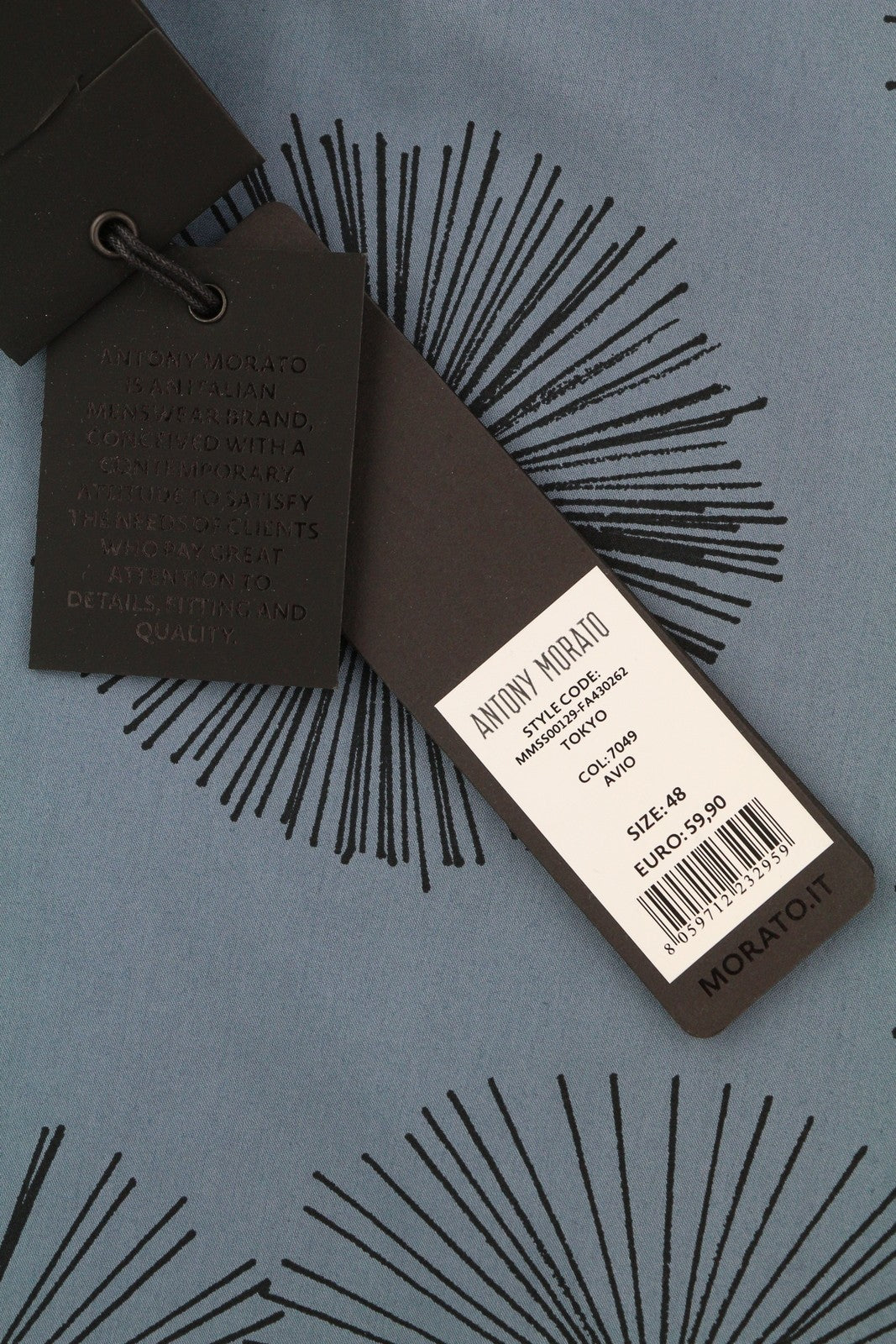 ANTONY MORATO vyriški marškiniai M mėlyni raštuoti platėjančios iškirptės marškiniai su sagomis užsegamos trumpos rankovės