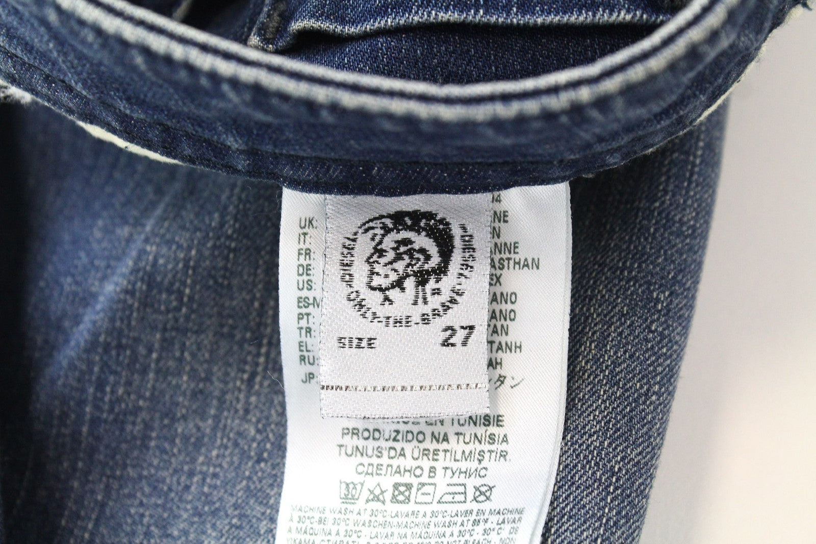 DIESEL Buster 084TU vyriški mėlyni medvilniniai tamprūs, siaurėjantys džinsai, W27 L32 