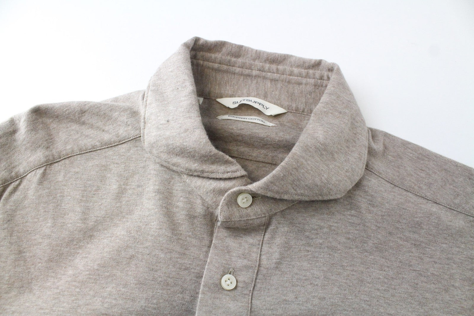 SUITSUPPLY vyriški iškirpti marškinėliai 41/16-42/16.5 ploni rudi laisvalaikio melanžo polo marškinėliai 