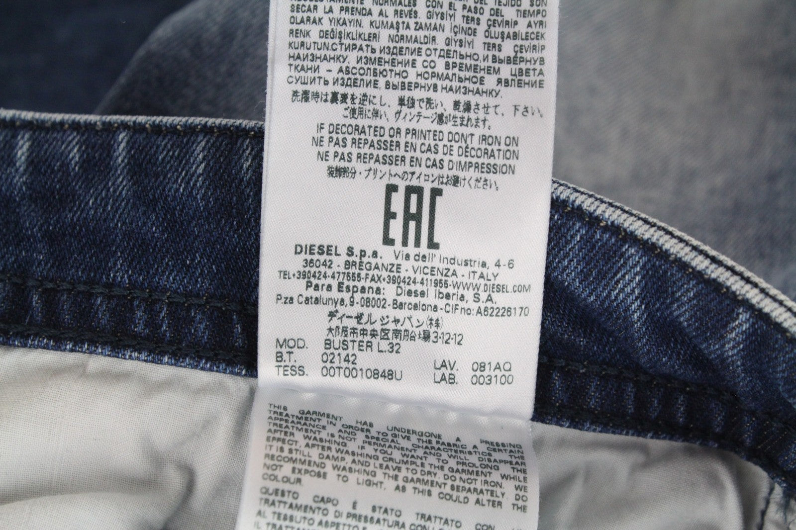 DIESEL Buster 081AQ vyriški džinsai W29/L32 mėlyni, ploni, siaurėjantys, su dirbtiniais dryžiais 
