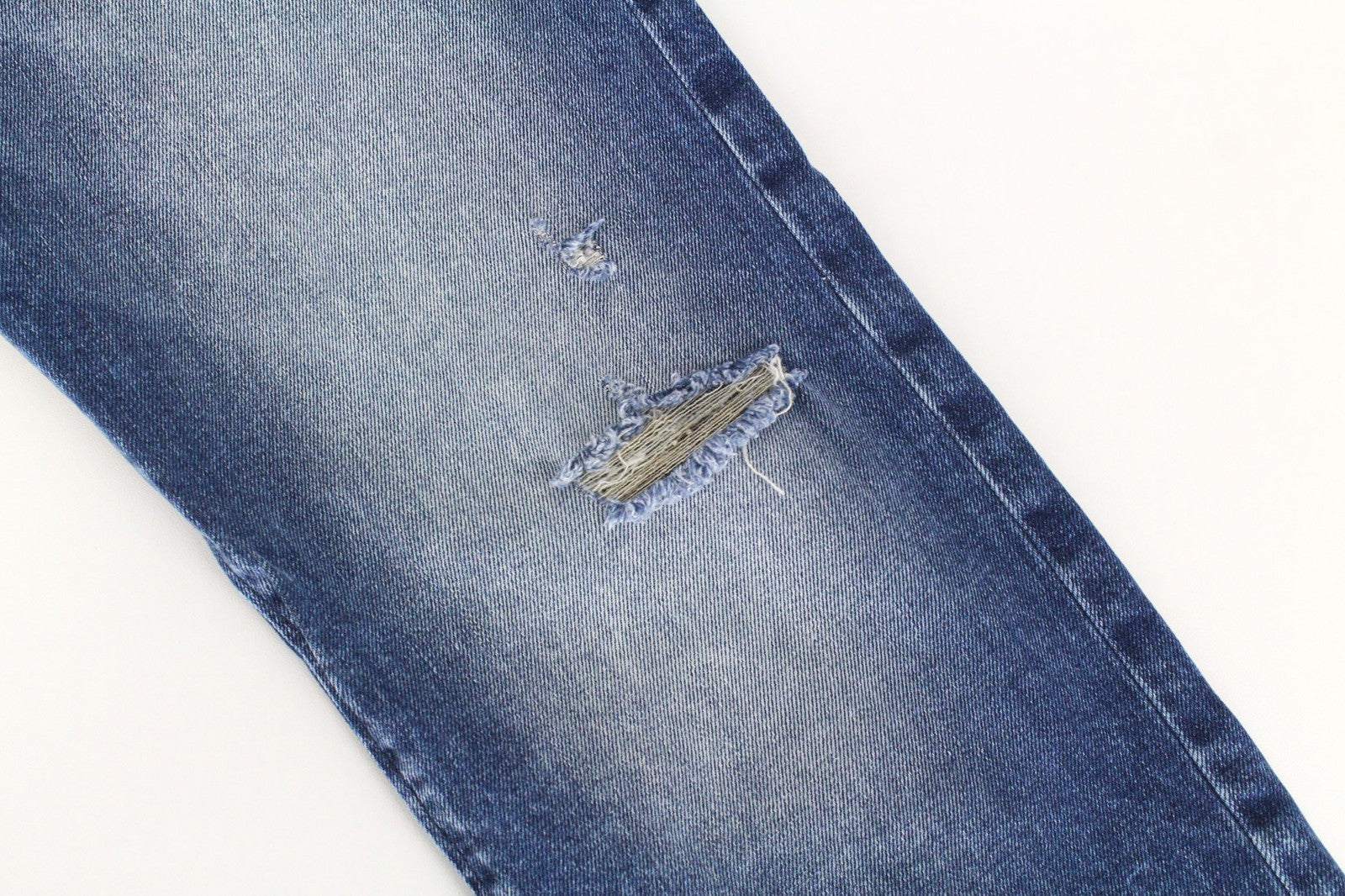 DIESEL Buster 081AQ vyriški džinsai W29/L32 mėlyni, ploni, siaurėjantys, su dirbtiniais dryžiais 