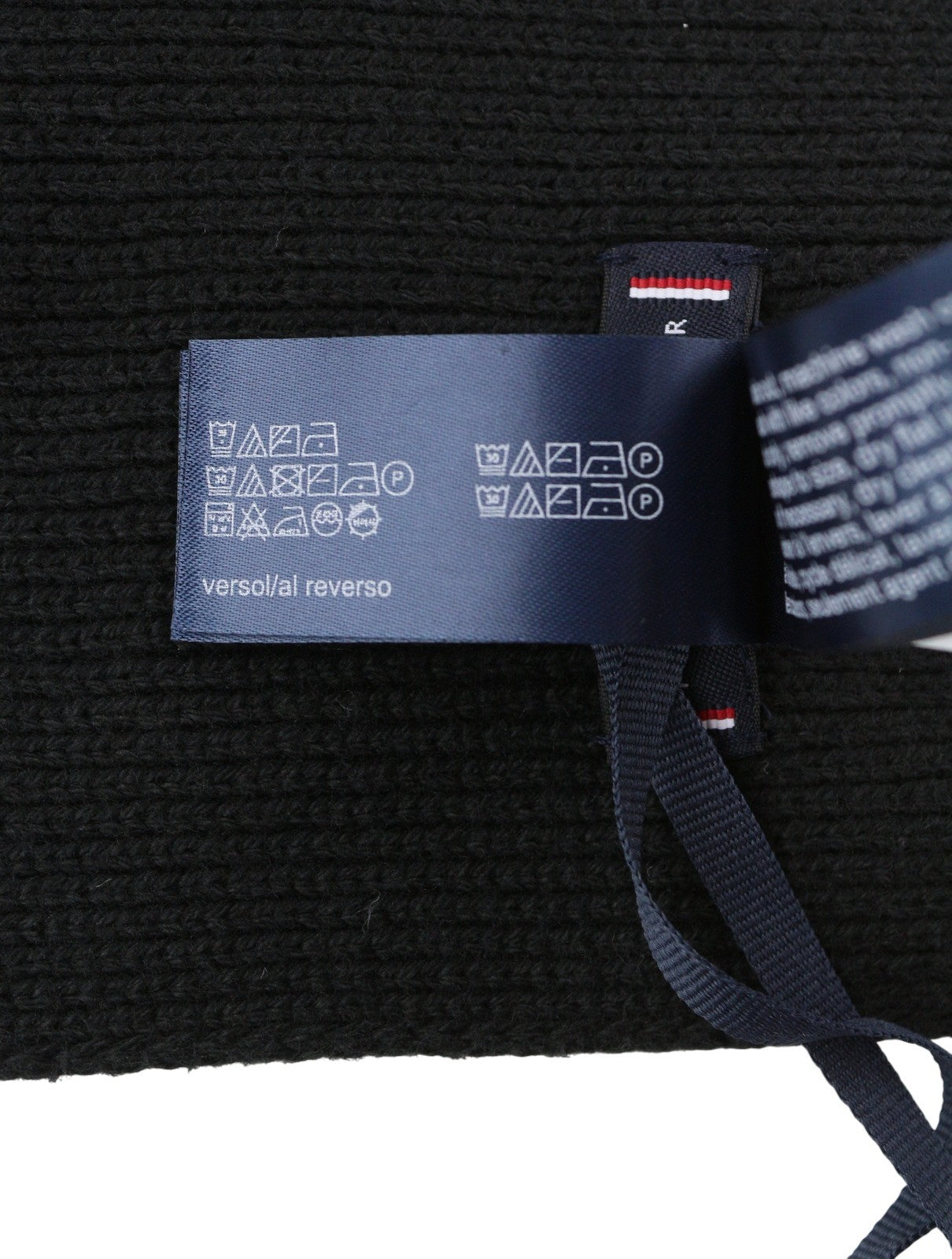 TOMMY HILFIGER Horizon plokščia megzto vyriško šaliko OS juodas siuvinėtas logotipas unisex 