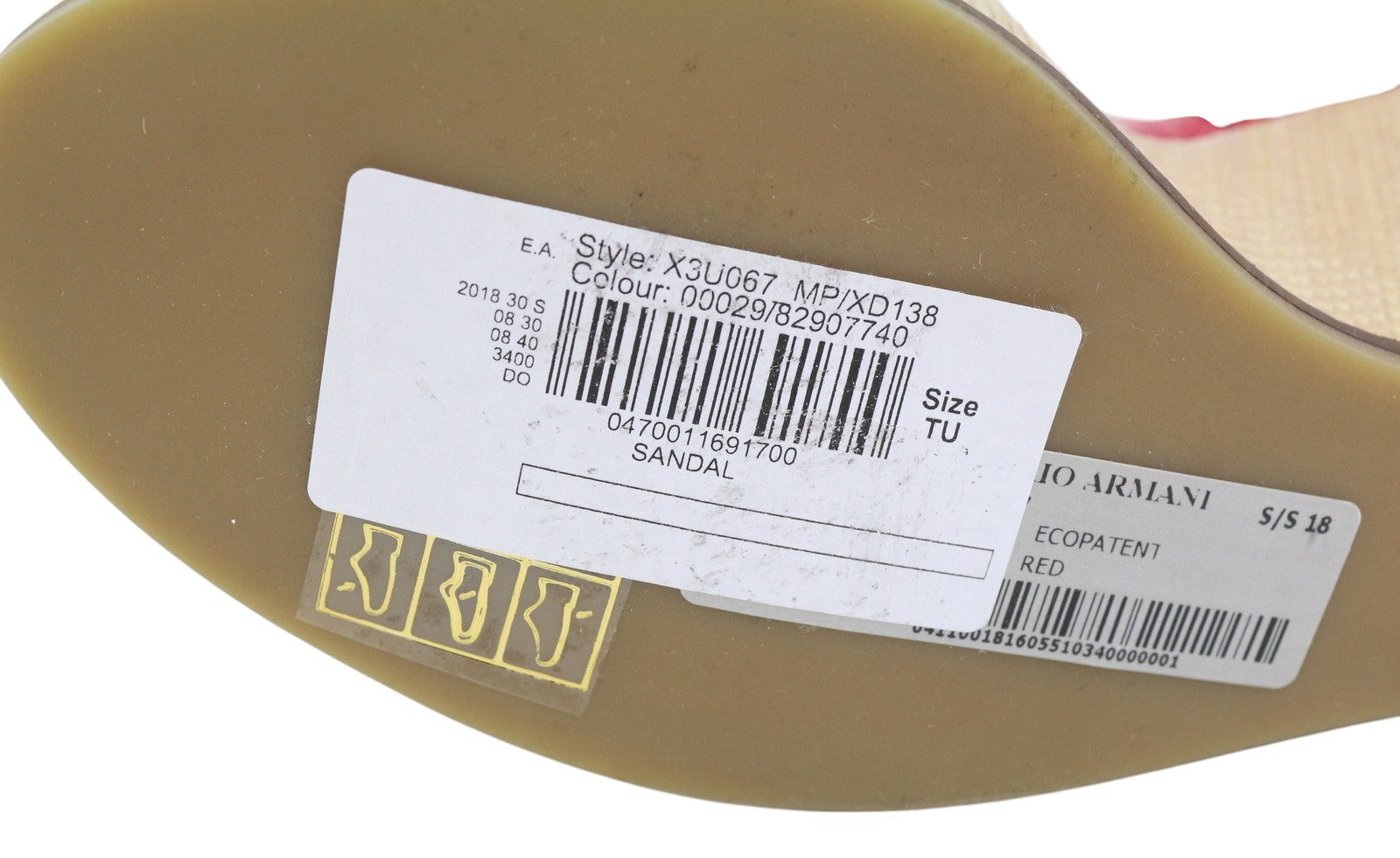 EMPORIO ARMANI X3U067 moteriškos basutės, 37 €, raudonos lakuotos odos, pleišto formos kulnas, laisvalaikio stiliaus. 