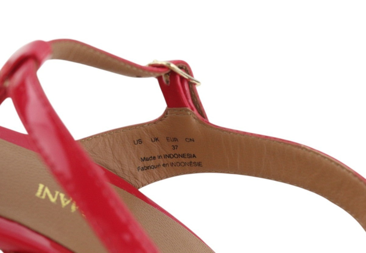 EMPORIO ARMANI X3U067 moteriškos basutės, 37 €, raudonos lakuotos odos, pleišto formos kulnas, laisvalaikio stiliaus. 