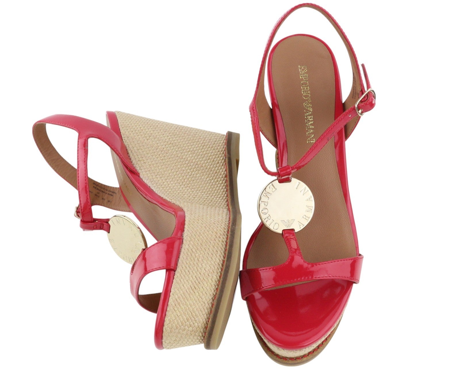 EMPORIO ARMANI X3U067 moteriškos basutės, 37 €, raudonos lakuotos odos, pleišto formos kulnas, laisvalaikio stiliaus. 