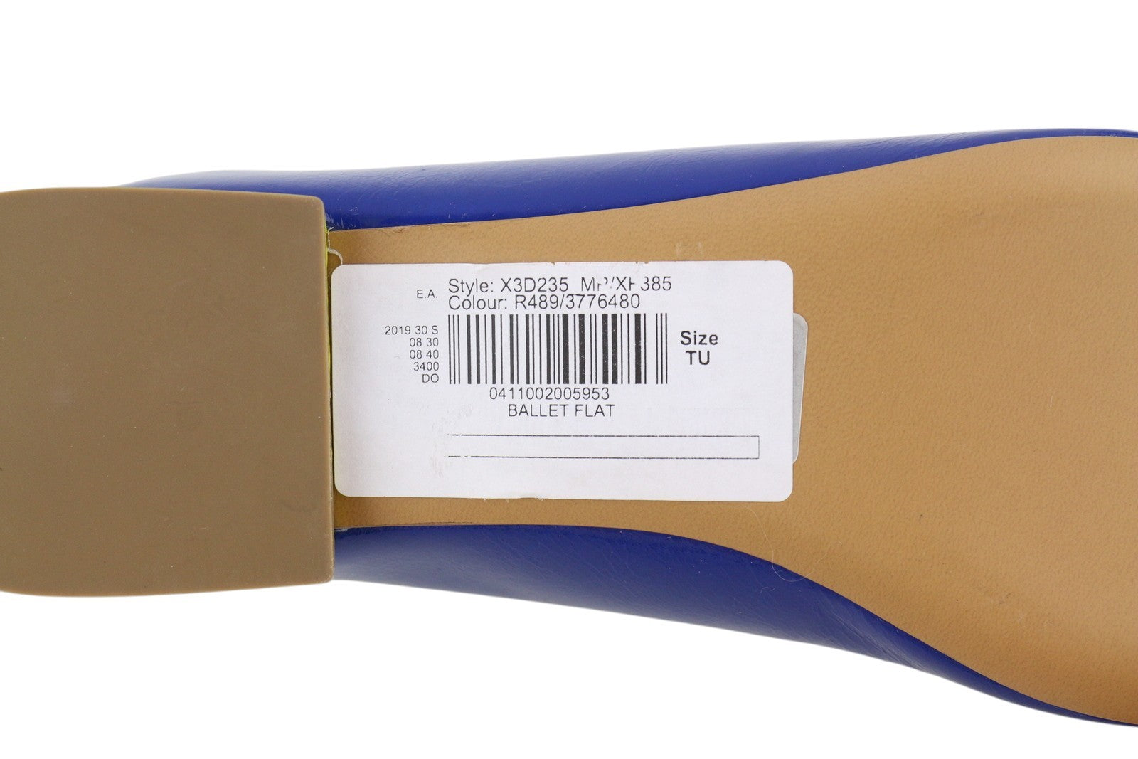 EMPORIO ARMANI X3D235 moteriški bateliai be kulno, EU37, blizgios odos, smailios nosies, su dirželiu sagtimi. 