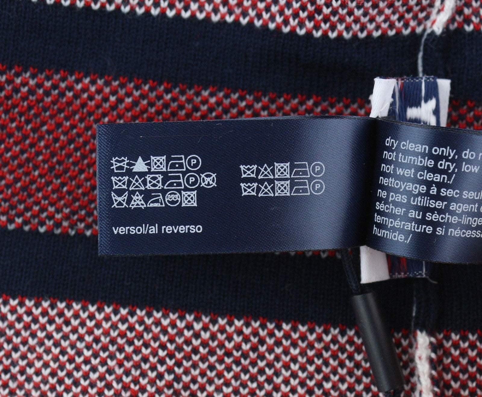 TOMMY HILFIGER laisvalaikio stiliaus kepurė vyrams, pažymėta logotipu, OS spalvota, tvirta ir megzta, laisvalaikio stiliaus. 