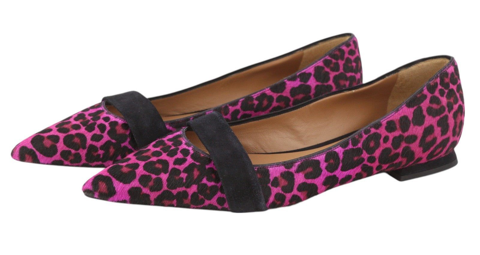 EMPORIO ARMANI X3D238 moteriški bateliai be kulno, 37 dydžio, rožinės spalvos, zomšos, su smailiomis nosimis, logotipu. RMK 299 USD. 