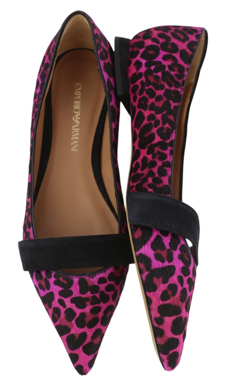 EMPORIO ARMANI X3D238 moteriški bateliai be kulno, 37 dydžio, rožinės spalvos, zomšos, su smailiomis nosimis, logotipu. RMK 299 USD. 