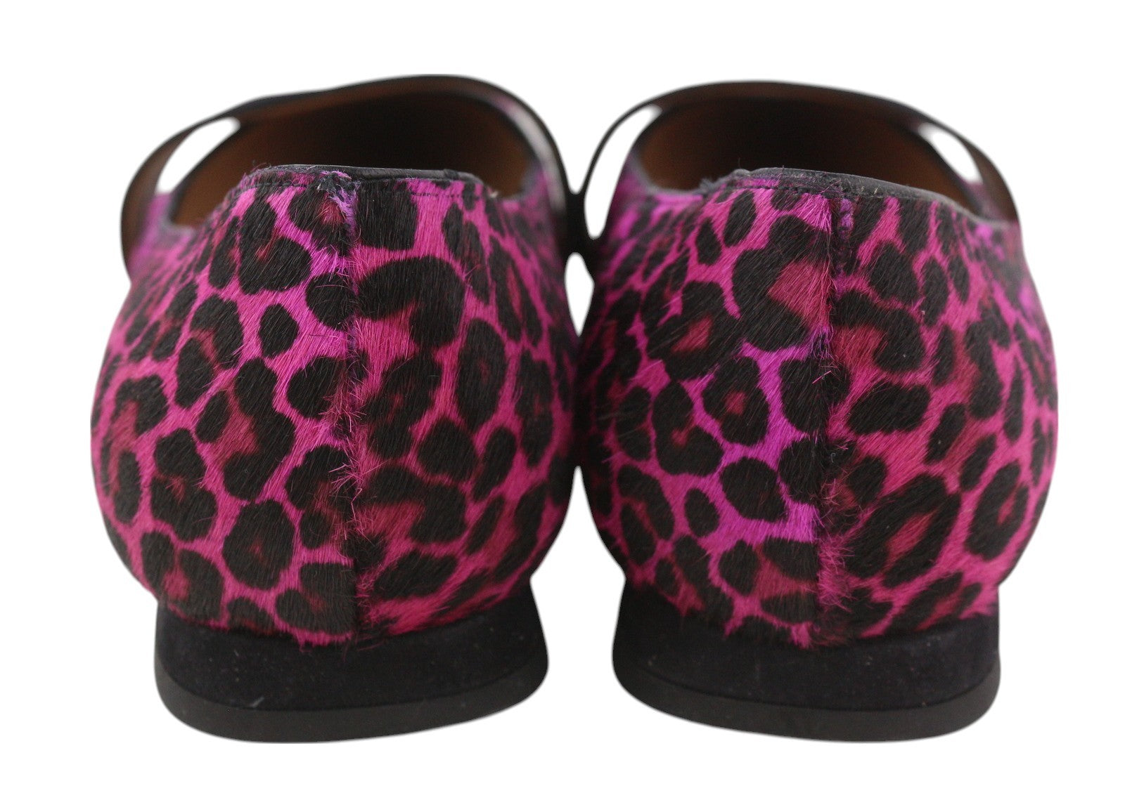 EMPORIO ARMANI X3D238 moteriški bateliai be kulno, 37 dydžio, rožinės spalvos, zomšos, su smailiomis nosimis, logotipu. RMK 299 USD. 