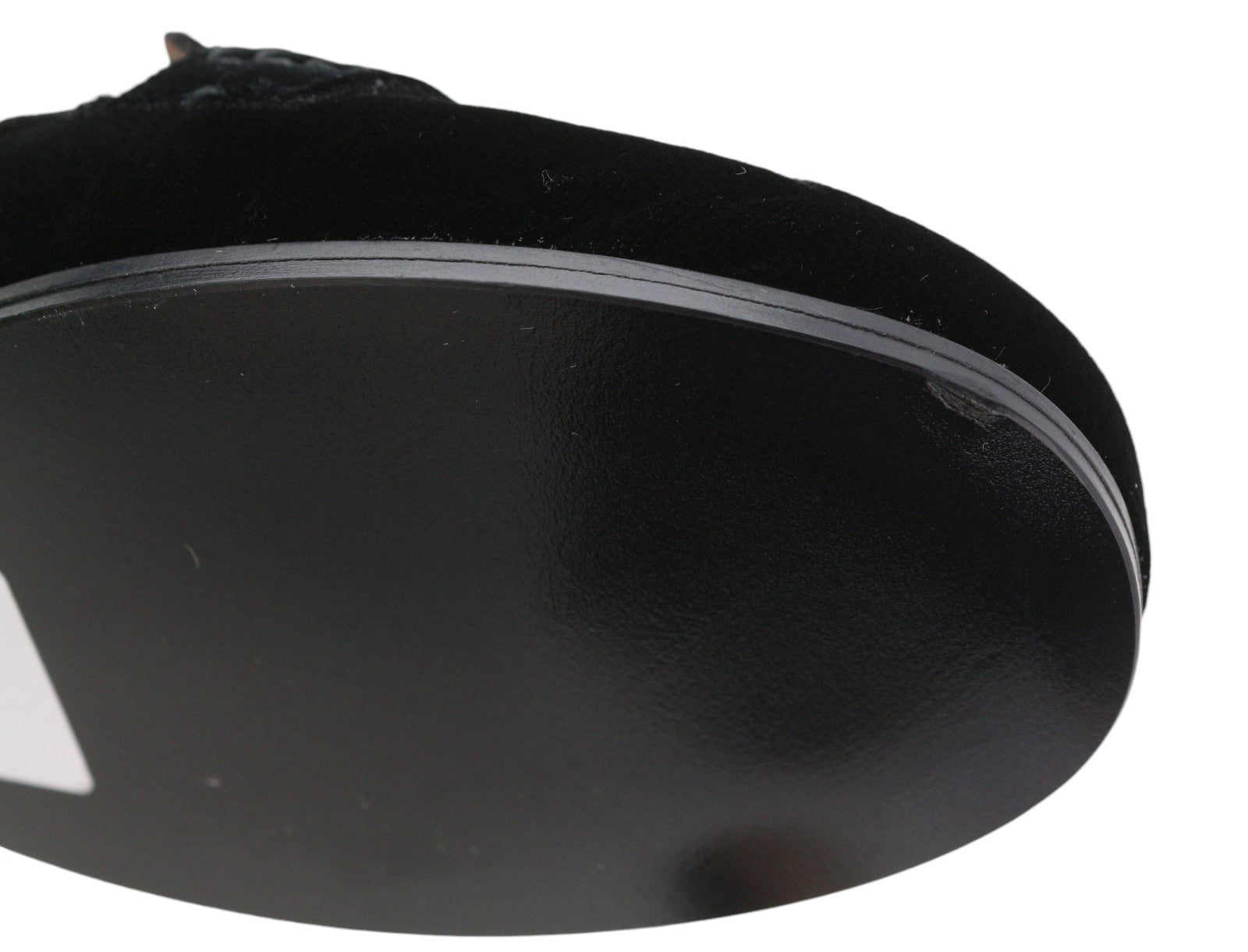 EMPORIO ARMANI X3A068 moteriški bateliai be kulno, 37 dydžio, juodos spalvos, minkšto aksomo, užsegamos basutės. 