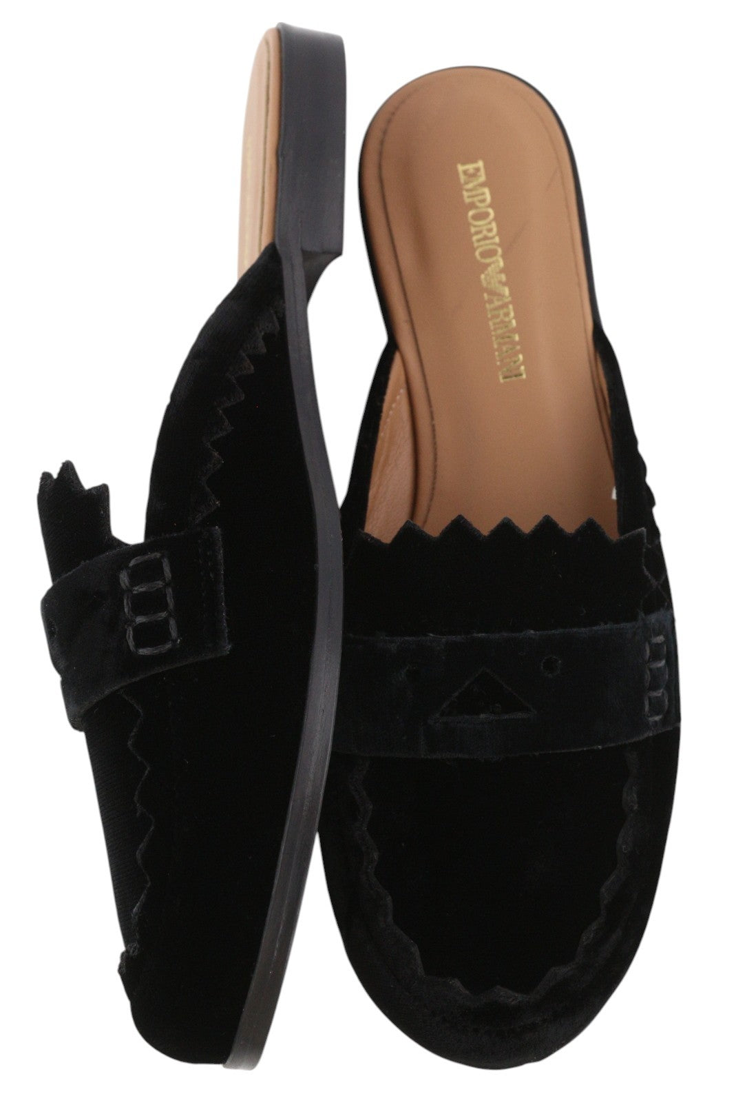 EMPORIO ARMANI X3A068 moteriški bateliai be kulno, 37 dydžio, juodos spalvos, minkšto aksomo, užsegamos basutės. 