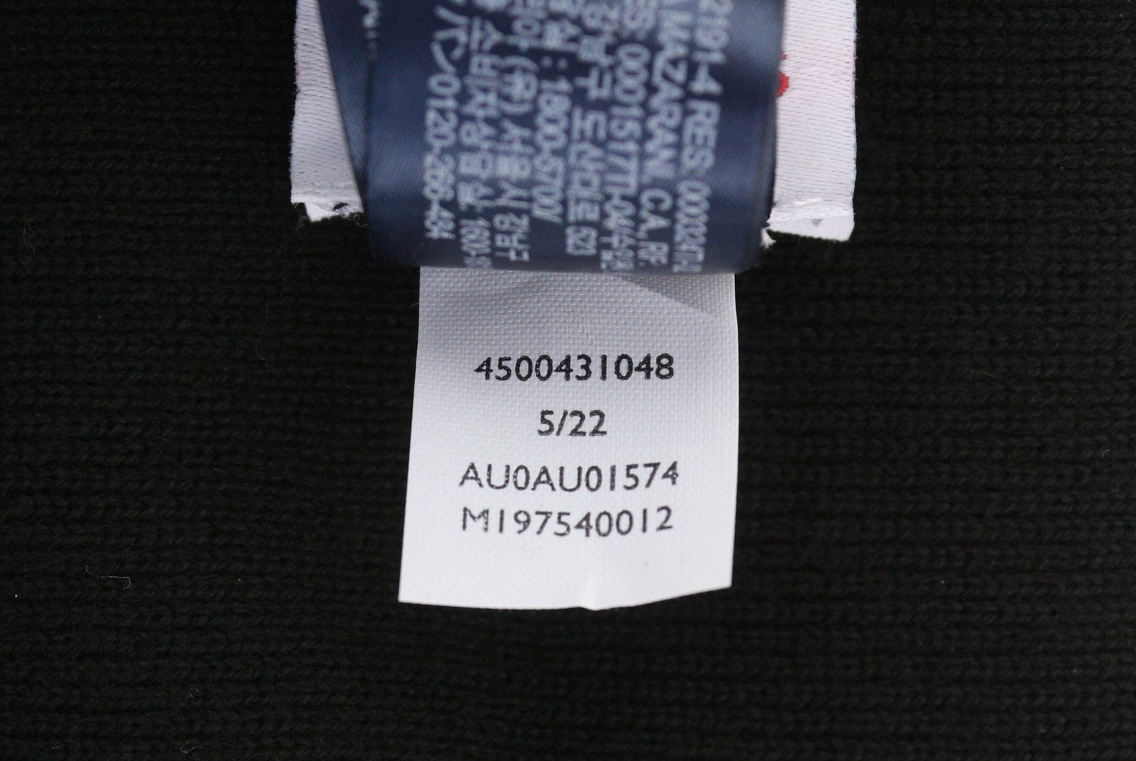 TOMMY HILFIGER kepurė vyrams, juoda, tvirtai megzta, su siuvinėtu logotipu, kasdieninė kaina – 79 € 