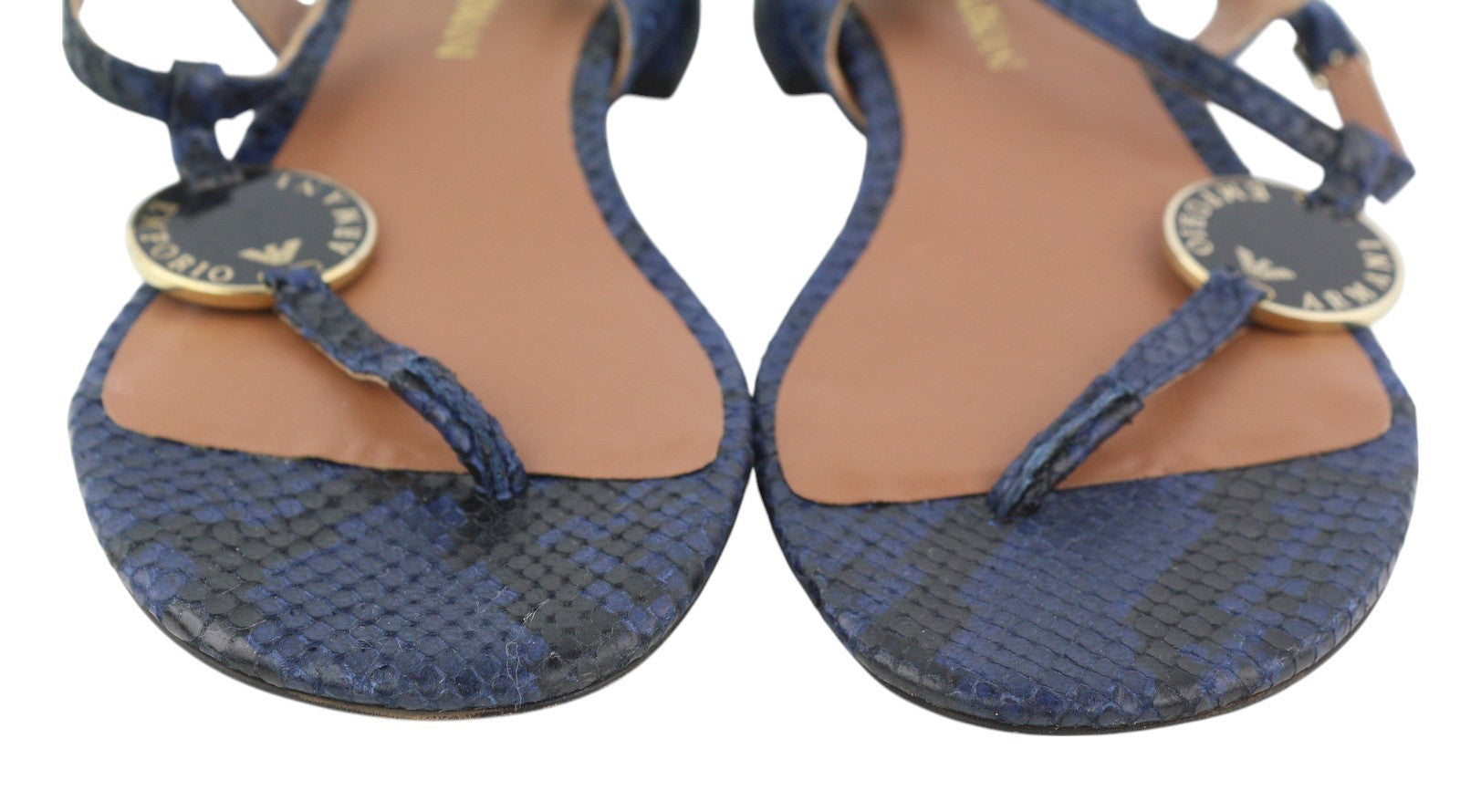 EMPORIO ARMANI X3Q065 moteriškos basutės, 37 dydžio, mėlynos odos, be kulno, tekstūruotos. RMK 212 €. 