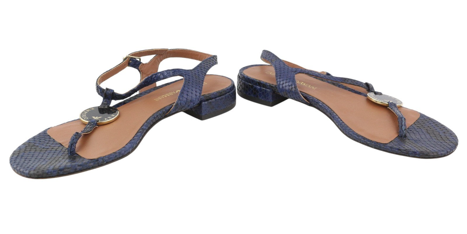 EMPORIO ARMANI X3Q065 moteriškos basutės, 37 dydžio, mėlynos odos, be kulno, tekstūruotos. RMK 212 €. 