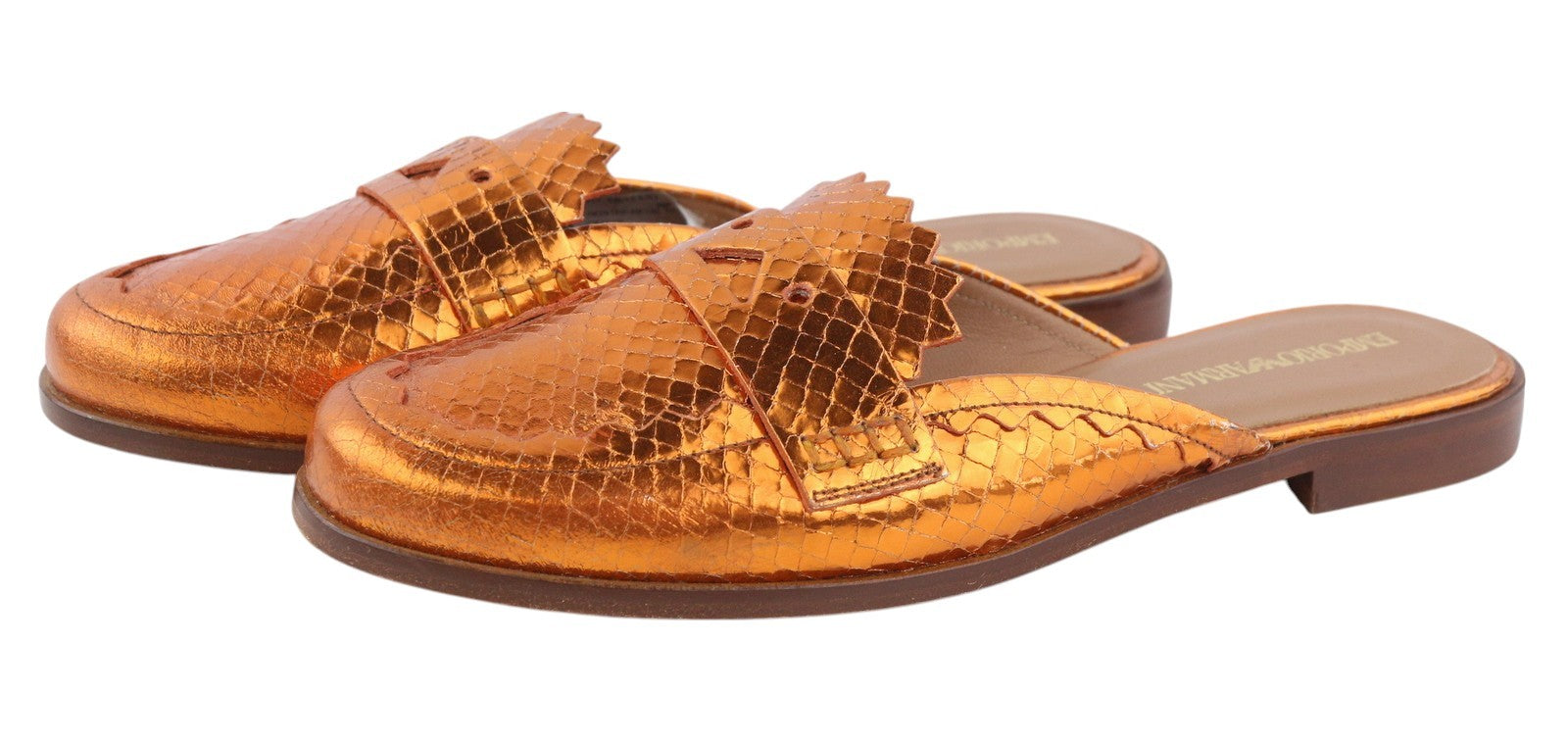 EMPORIO ARMANI X3A068 moteriški bateliai be kulno, 37 dydžio, blizgančios oranžinės odos, užsegamos basutės. 