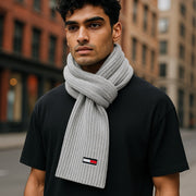 TOMMY HILFIGER vyriškas šalikas su vėliava, pilkas, megztas, siuvinėtas logotipas, unisex 