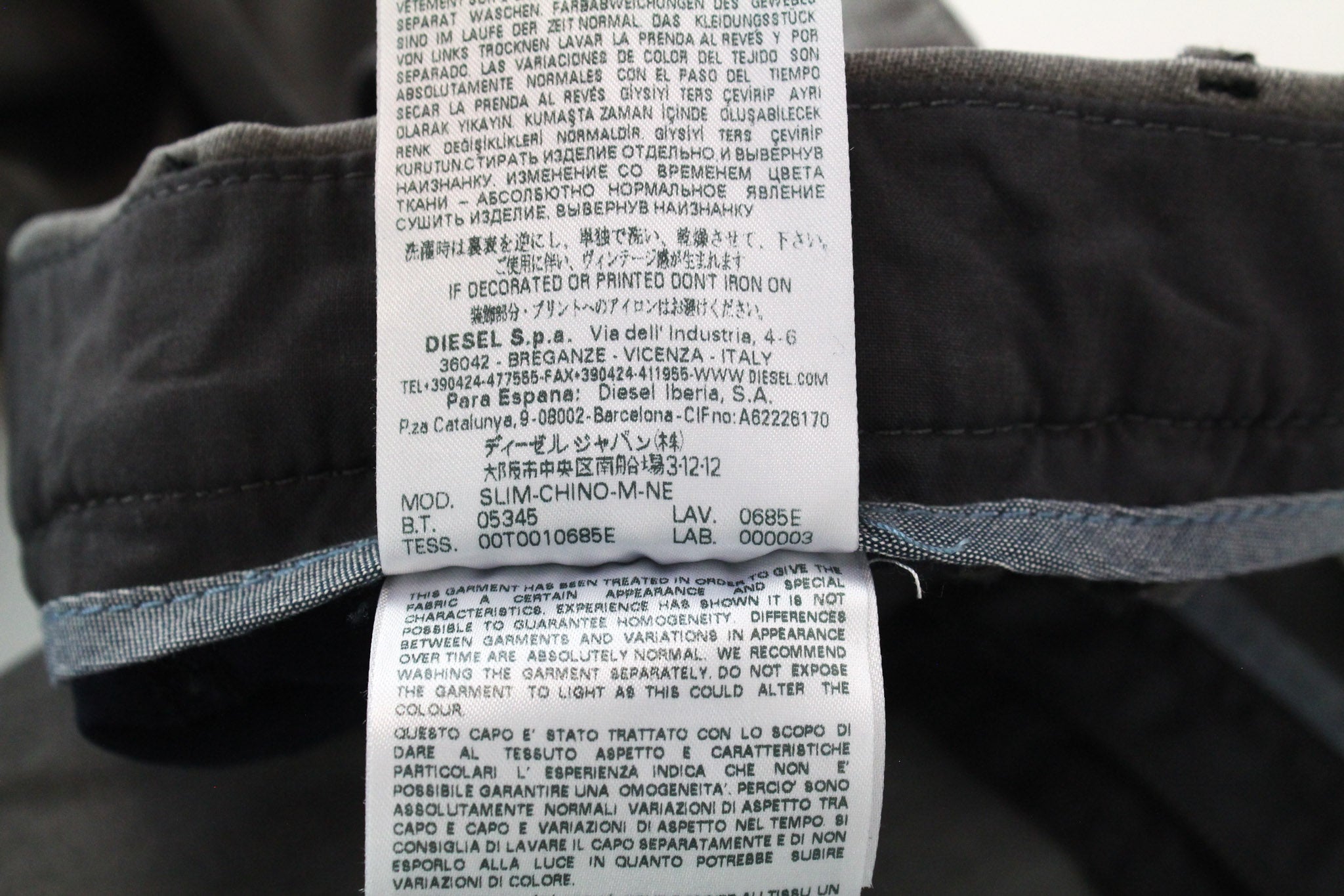 DIESEL Chino-M-NE 0685E vyriški W26 pilki sportiniai jogg džinsai iš tamprios medvilnės medžiagos 