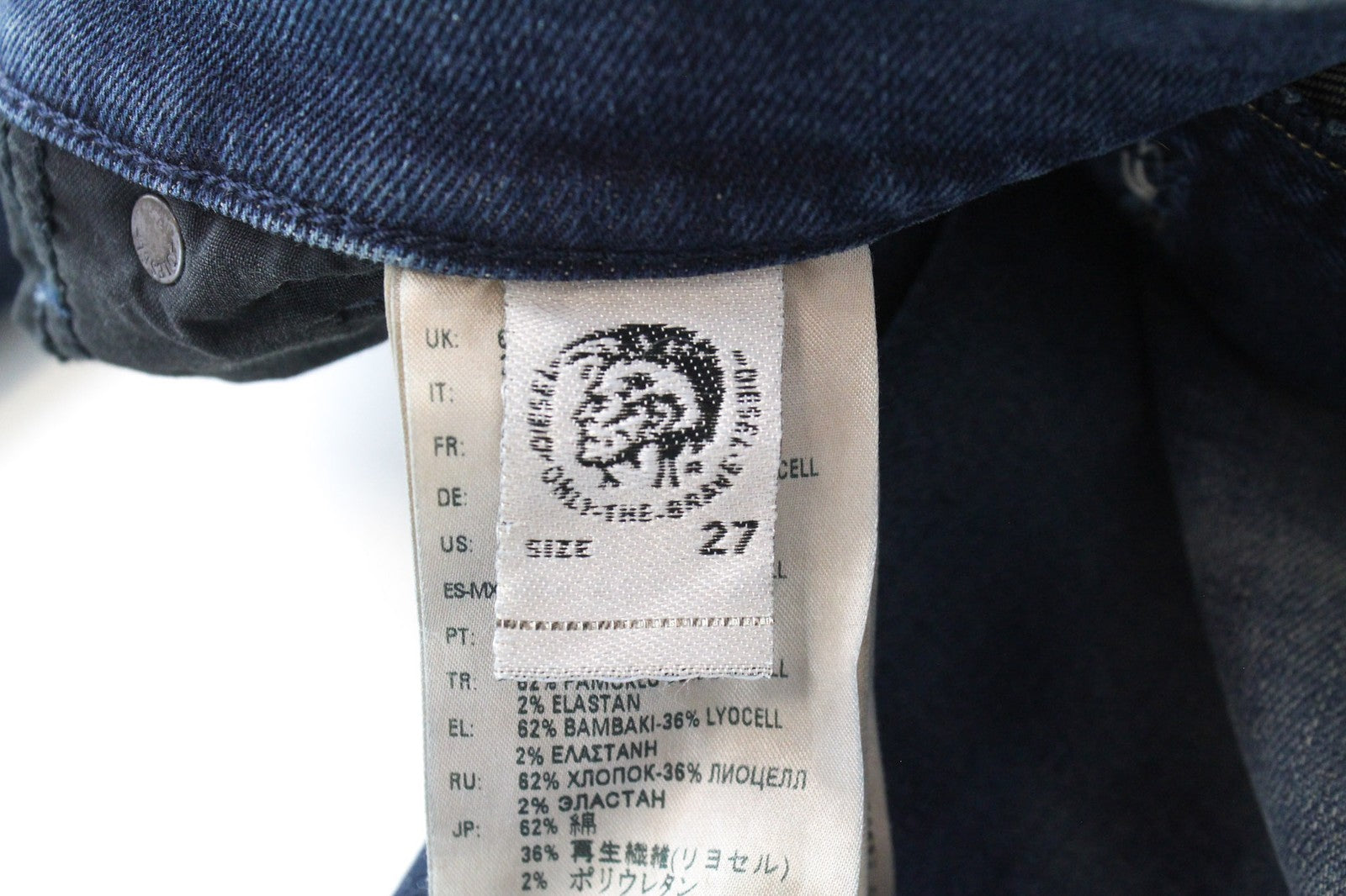 DIESEL D-Vider 084AU vyriški tamsiai mėlyni W27/L32 morkų kirpimo tamprūs džinsai su sagomis 