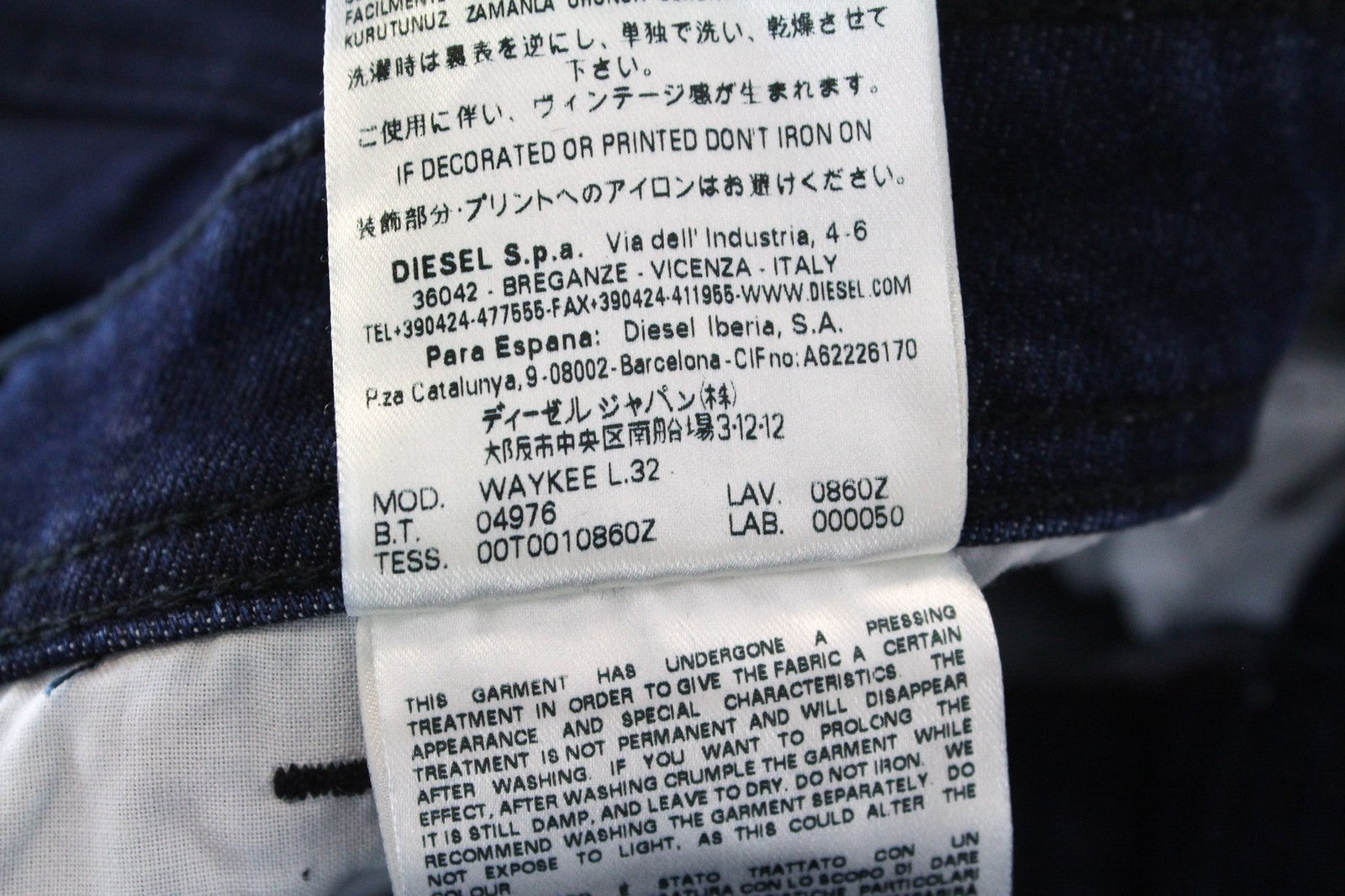 DIESEL Waykee 0860Z vyriški džinsai W27/L32 tiesūs, įprasto kirpimo, tamprūs, mėlyni 