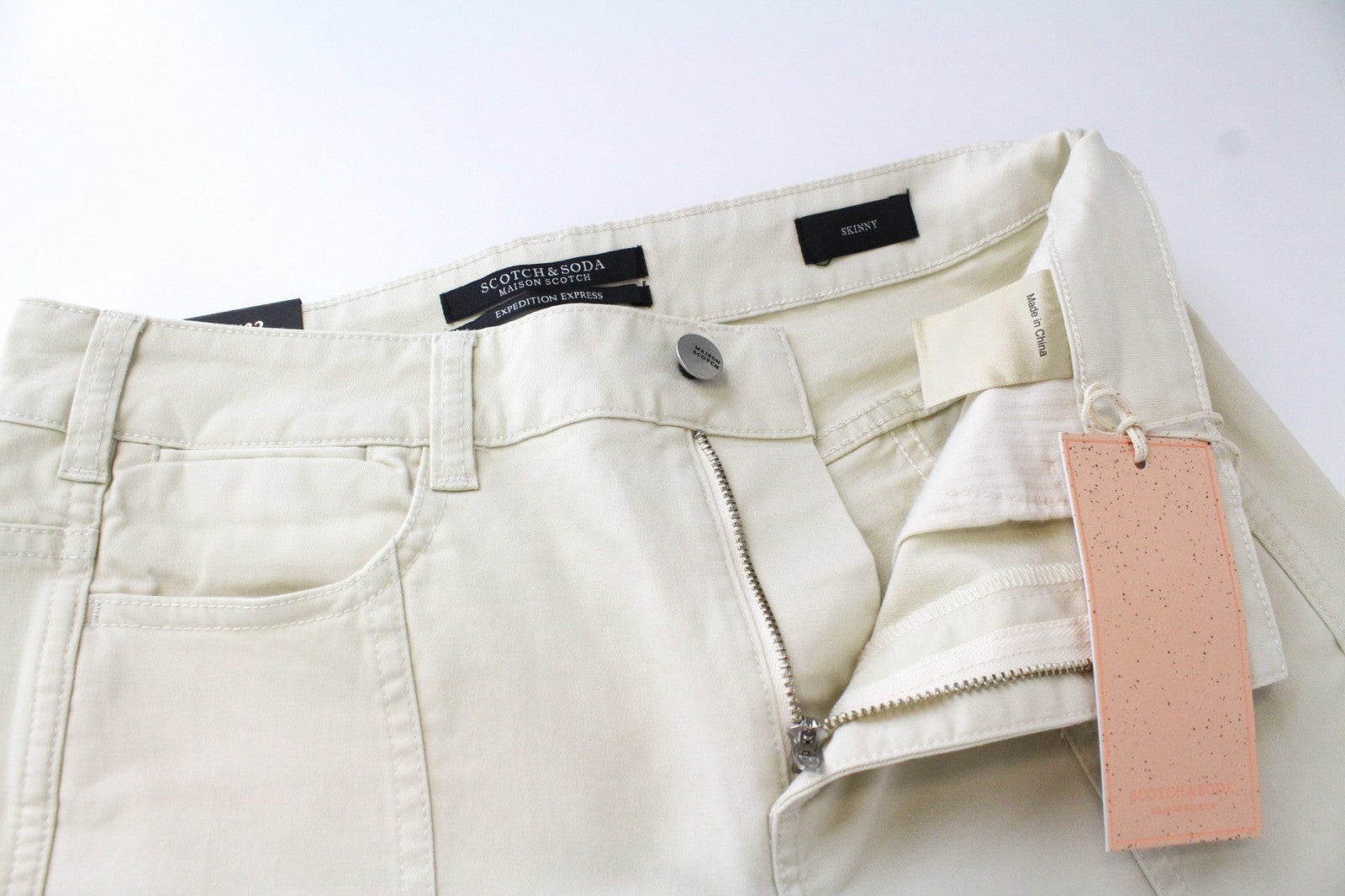 MAISON SCOTCH moteriškos kelnės W27/L32 balkšvos smėlio spalvos, aptemptos, laisvalaikio stiliaus 