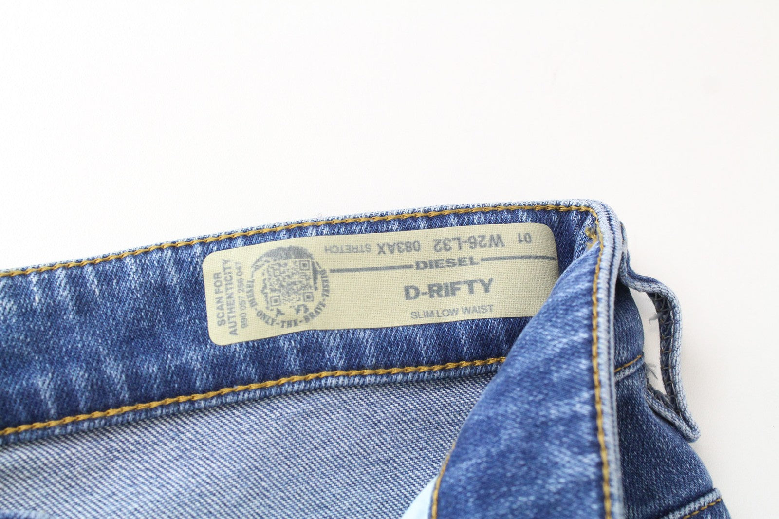 DIESEL D-Rifty 083AX Women Jeans W26/L32 Distressed Slim Blue Stretch Low Rise