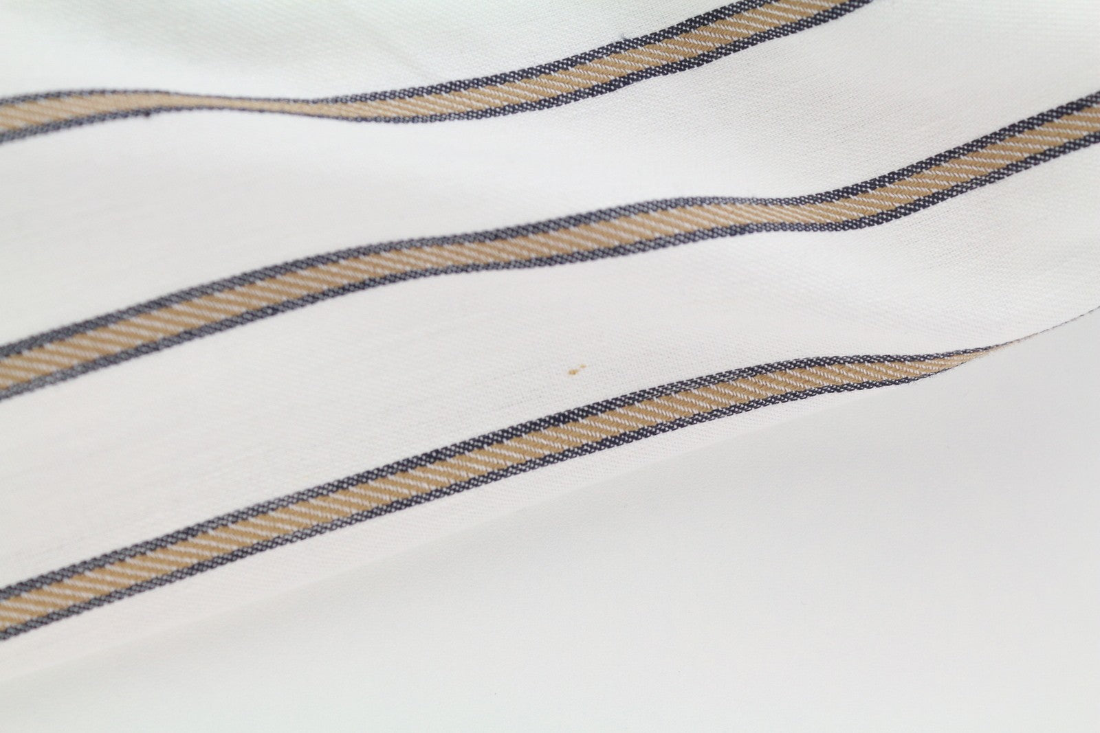 GANT dryžuotas lininis tiesus moteriškas švarkas EU42 balkšvas lininio mišinio audinys su įpjova atvarte 