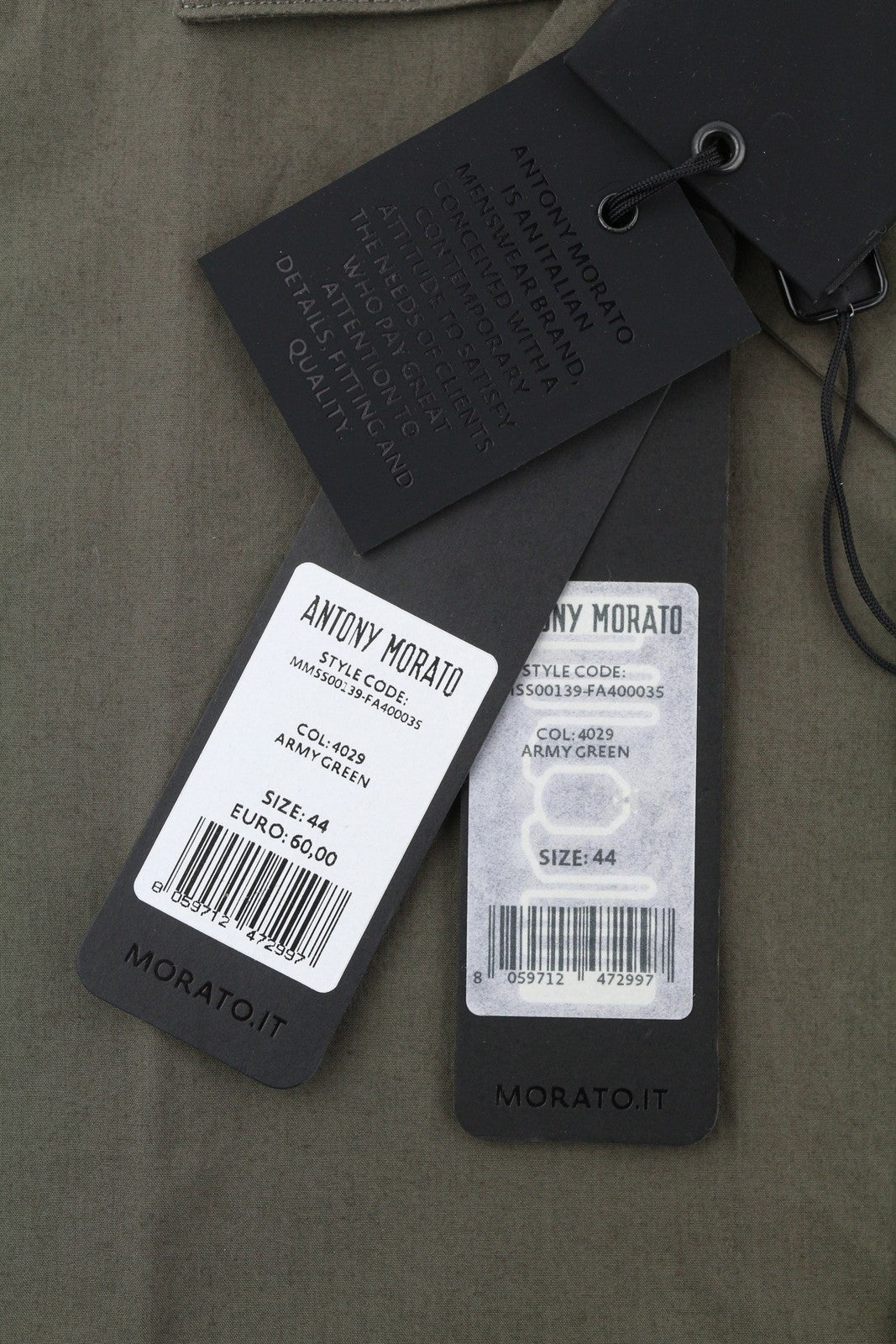 ANTONY MORATO vyriški marškinėliai, tiesaus kirpimo, XS dydžio, žali, su įpjova ir trumpomis rankovėmis.