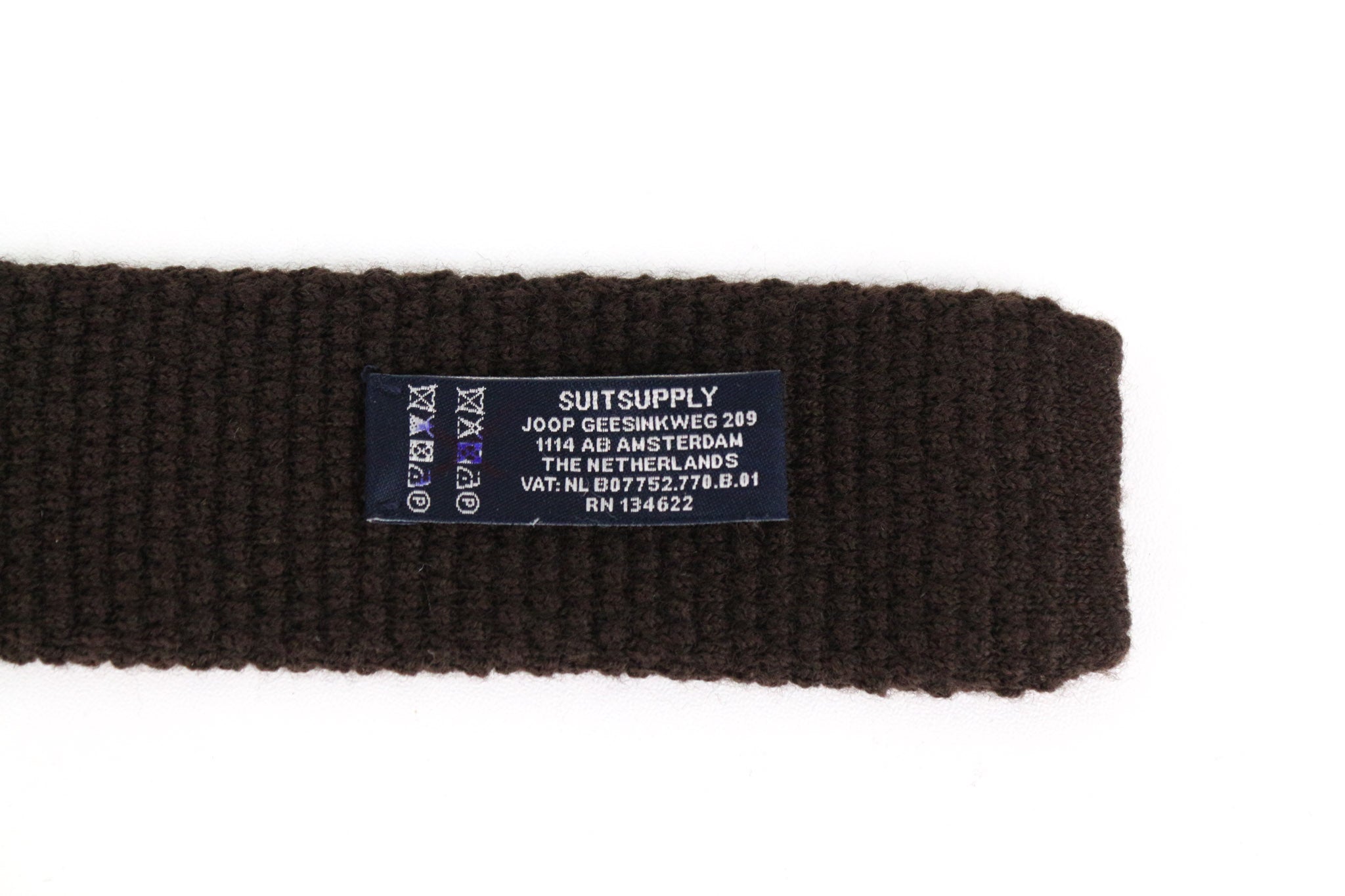 SUITSUPPLY vyriškas kaklaraištis ~150 x 6,5 cm tamsiai rudas vilnonis megztas kvadratiniais galais klasikinis 