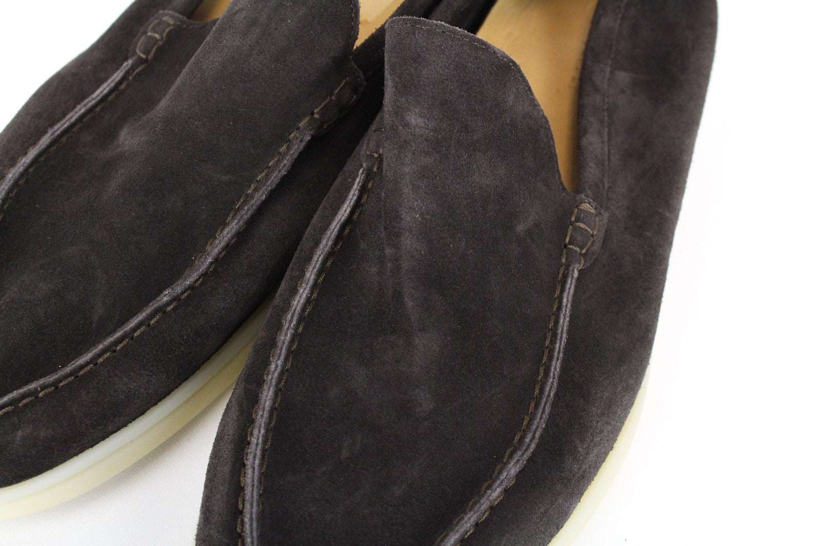 SUITSUPPLY vyriški laisvalaikio batai EU43/UK9 tamsiai rudi zomšiniai odiniai mokasinai 