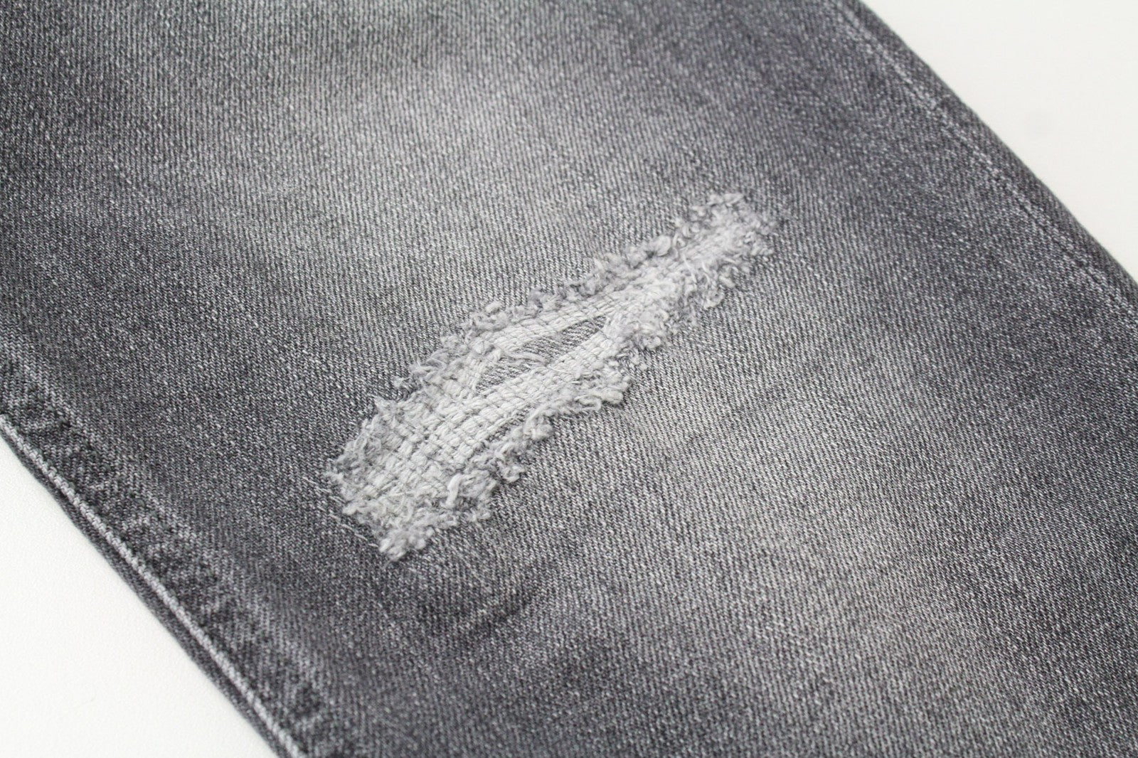 DIESEL D-Eetar 0890F vyriški džinsai W26/L30 berniukams, siaurėjantys pilki, tamprūs, plėšyti medvilniniai džinsai 