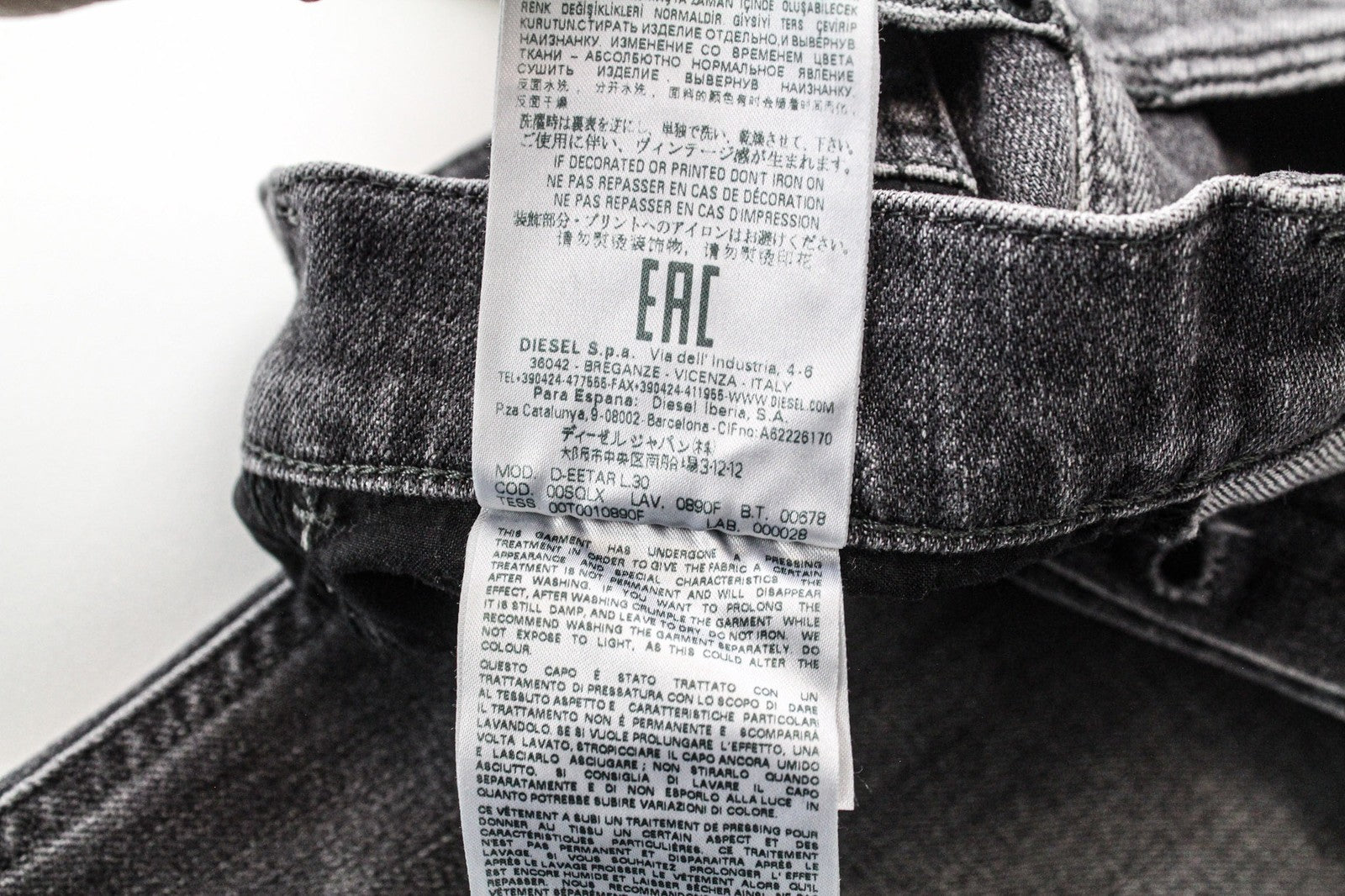 DIESEL D-Eetar 0890F vyriški džinsai W26/L30 berniukams, siaurėjantys pilki, tamprūs, plėšyti medvilniniai džinsai 