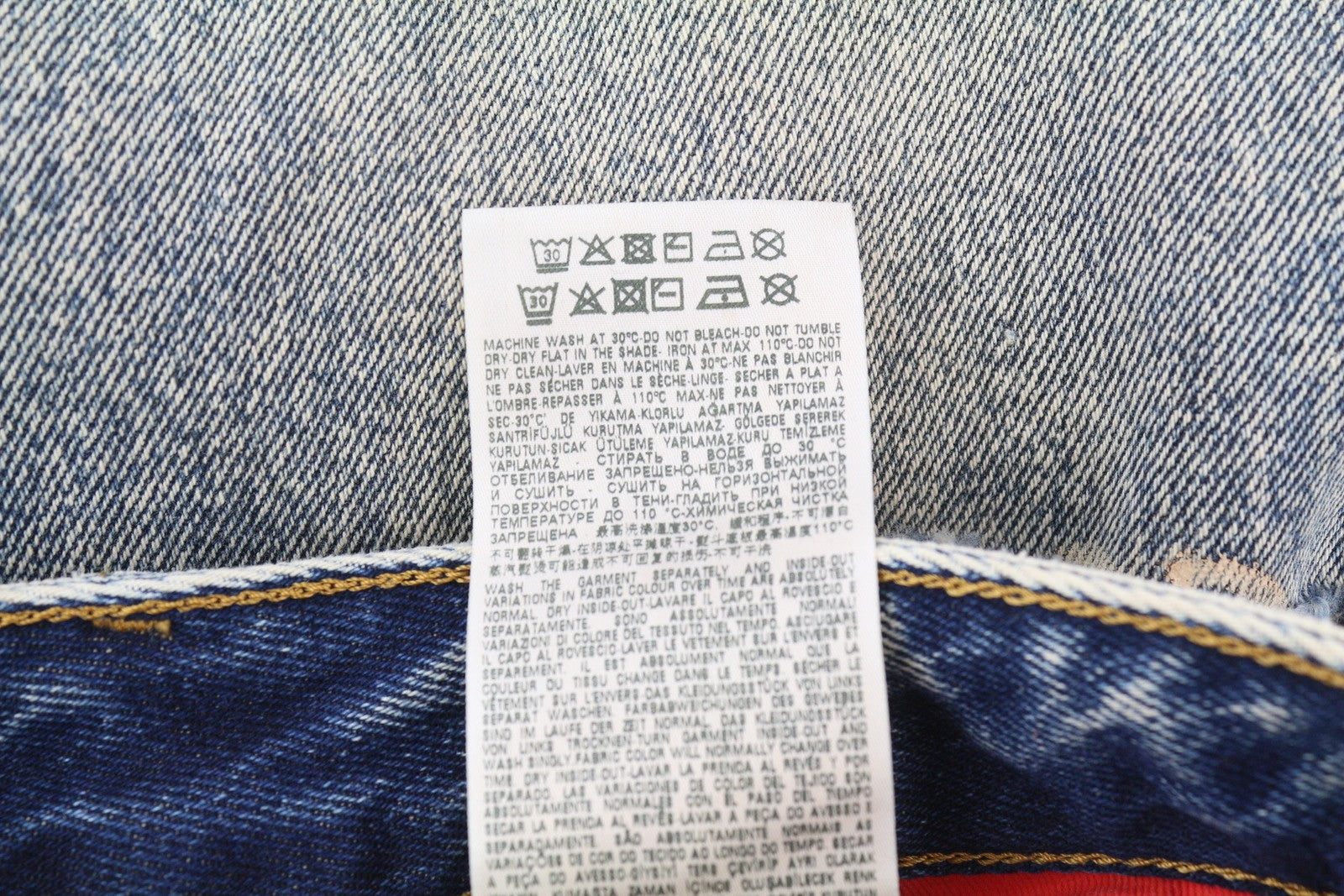 DIESEL 1955 09E10 vyriški džinsai, W31/L32, mėlyni, įprastu, tiesaus kirpimo, su gobtuvu, RRP 375 USD. 