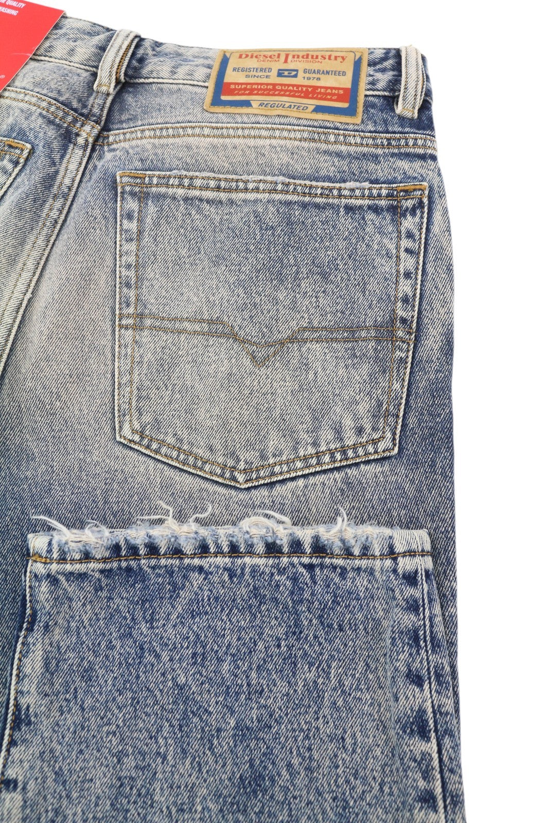 DIESEL 1955 09E10 vyriški džinsai, W31/L32, mėlyni, įprastu, tiesaus kirpimo, su gobtuvu, RRP 375 USD. 