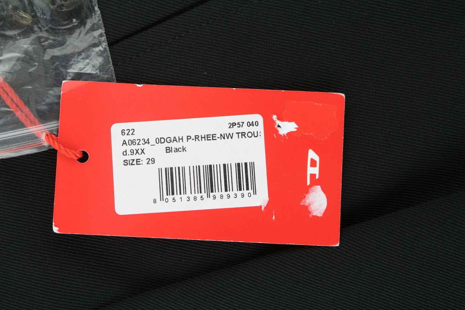 DIESEL P-Rhee-Nw vyriškos kelnės W29 juodos vilnos mišinio su klostėmis ir užtrauktuku, rekomenduojama mažmeninė kaina – 283 € 