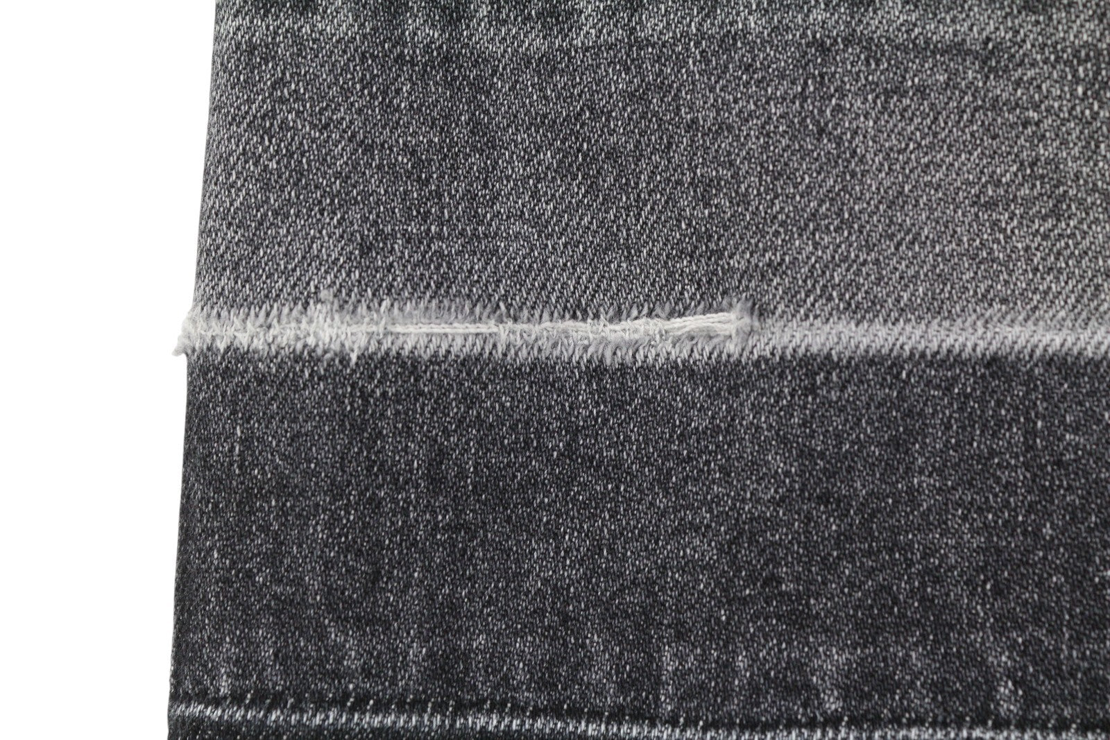 R13 Jesse moteriški džinsai, 27 vnt., pilki, labai platūs, nuleistas tarpkojis, skalbti. RMK 725 €. 