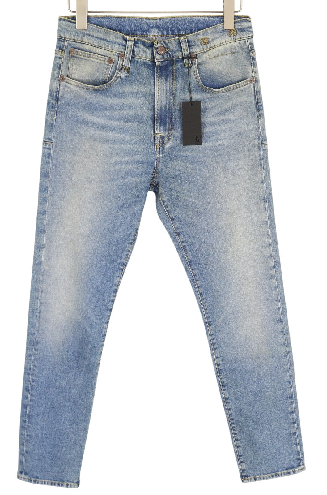 R13 Skate stiliaus vyriški džinsai, 33 dydis, Jasper tamprūs, aptempti, skalbtos mėlynos spalvos su išblukusiu logotipu. RMK 440 €. 