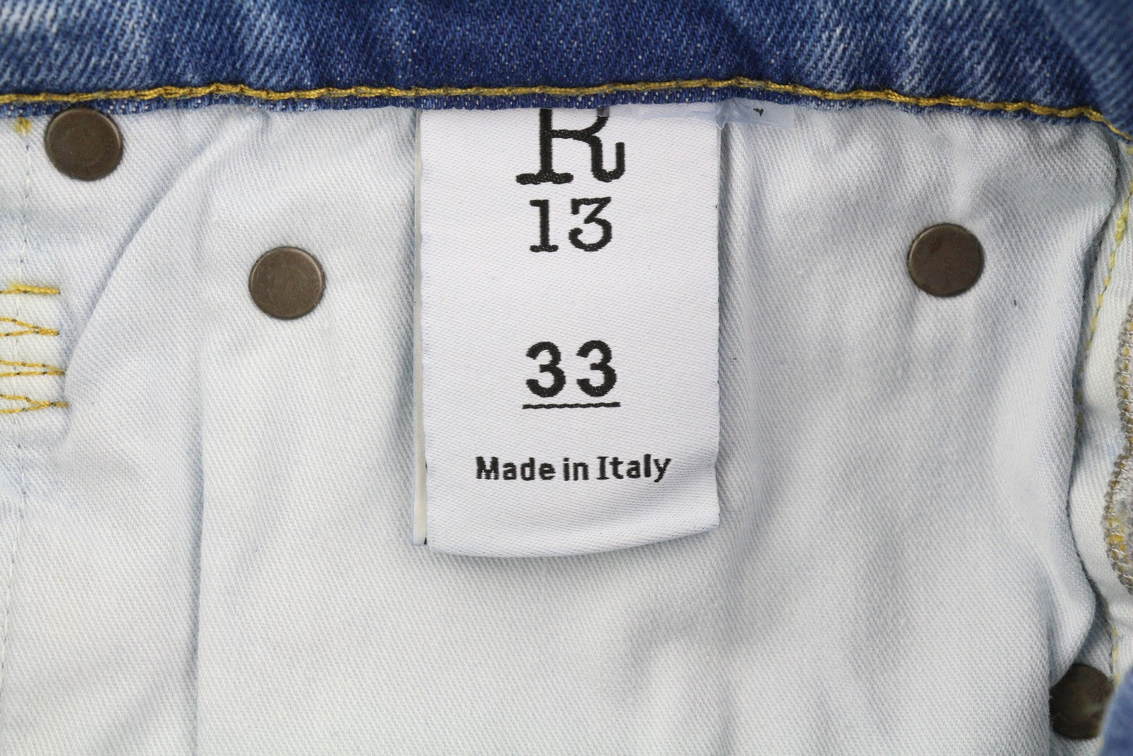 R13 Skate stiliaus vyriški džinsai, 33 dydis, Jasper tamprūs, aptempti, skalbtos mėlynos spalvos su išblukusiu logotipu. RMK 440 €. 