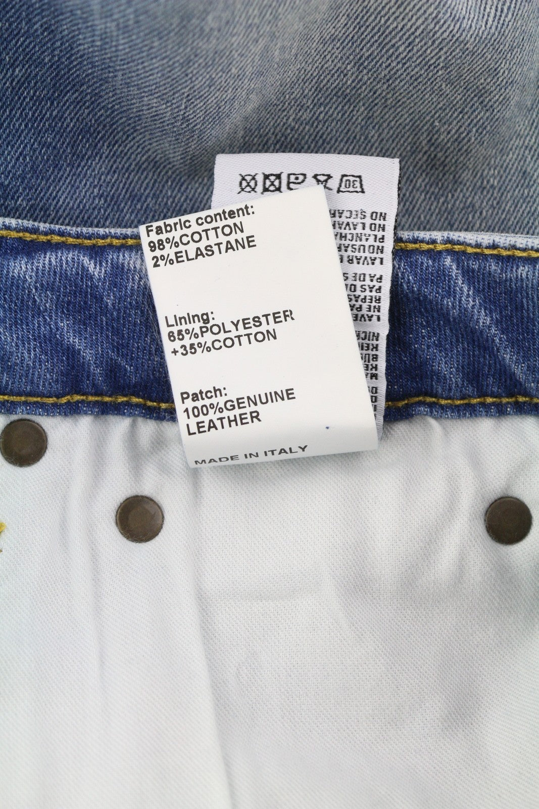 R13 Kick moteriški džinsai, 29 cm, Jasper tamprūs, iki kulkšnių, skalbtos, blukusios mėlynos spalvos, rekomenduojama kaina – 695 € 