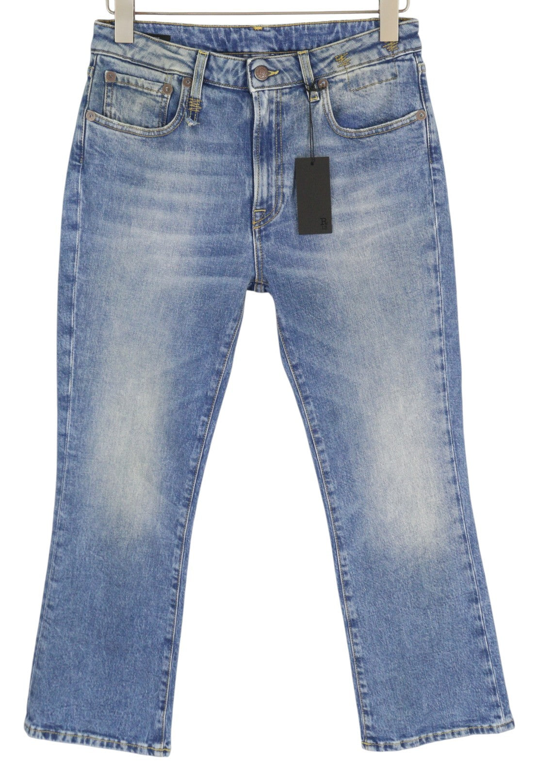 R13 Kick moteriški džinsai, 29 cm, Jasper tamprūs, iki kulkšnių, skalbtos, blukusios mėlynos spalvos, rekomenduojama kaina – 695 € 