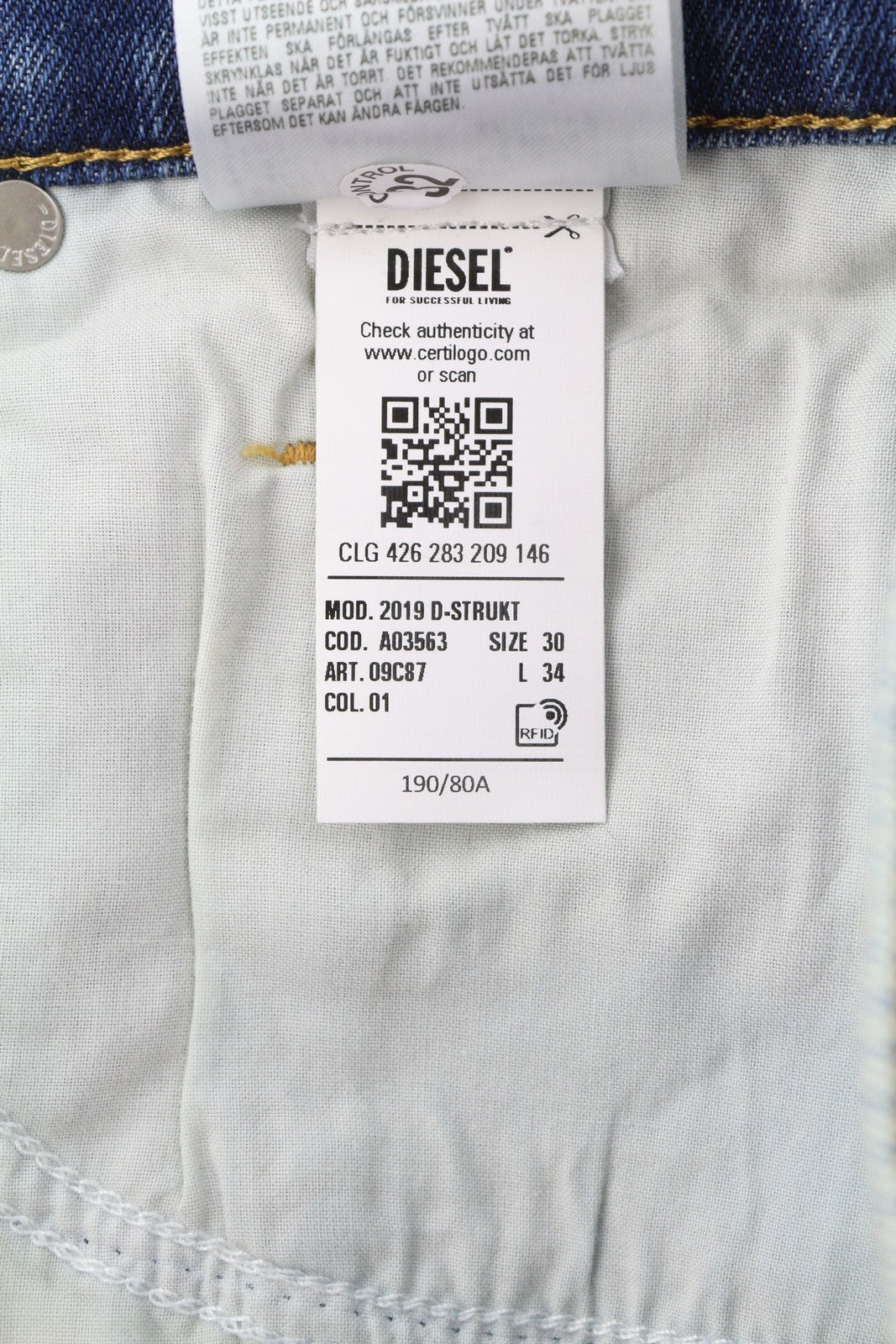 DIESEL 2019 D-Strukt 09C87 vyriški džinsai W30/L34 mėlyni, aptempti, ploni, kaina 189 € 