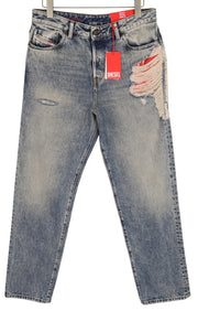 DIESEL 1955 09E10 vyriški džinsai W31/L32 mėlyni, įprasti, tiesūs klešnės, su įtemptais kraštais, rekomenduojama kaina – 375 USD. 