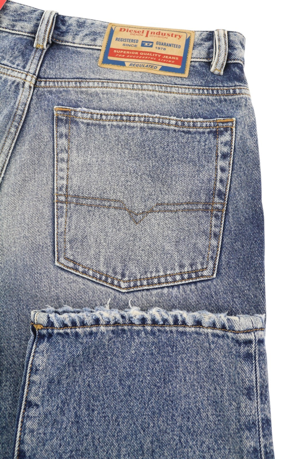 DIESEL 1955 09E10 vyriški džinsai, W34/L34, mėlyni, tiesaus kirpimo, su gobtuvu, RRP 375 USD. 