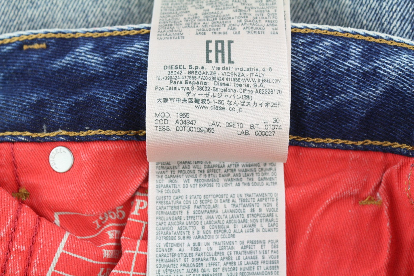 DIESEL 1955 09E10 vyriški džinsai, W34/L34, mėlyni, tiesaus kirpimo, su gobtuvu, RRP 375 USD. 