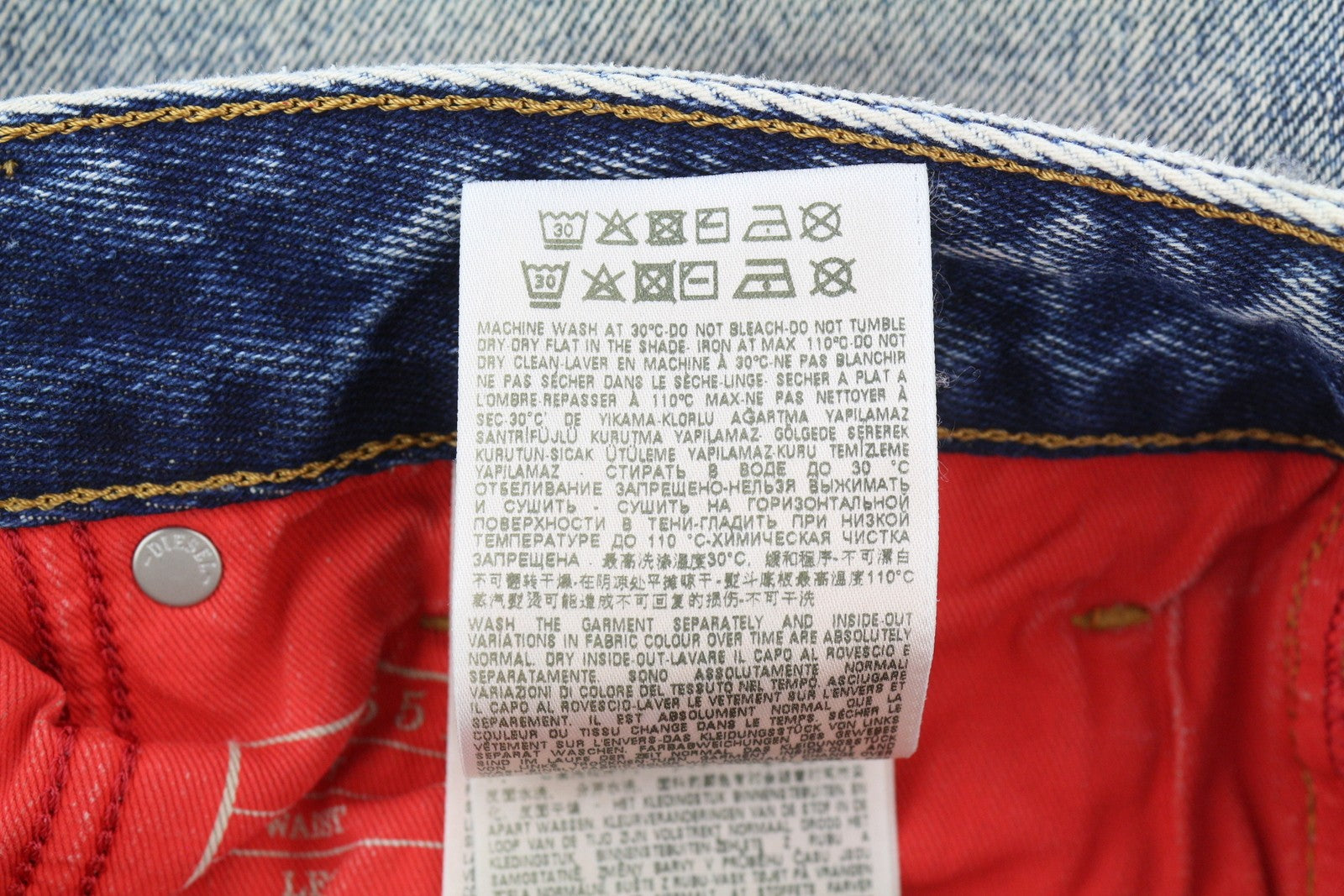 DIESEL 1955 09E10 vyriški džinsai, W34/L32, mėlyni, tiesaus kirpimo, su gobtuvu, RRP 375 USD. 