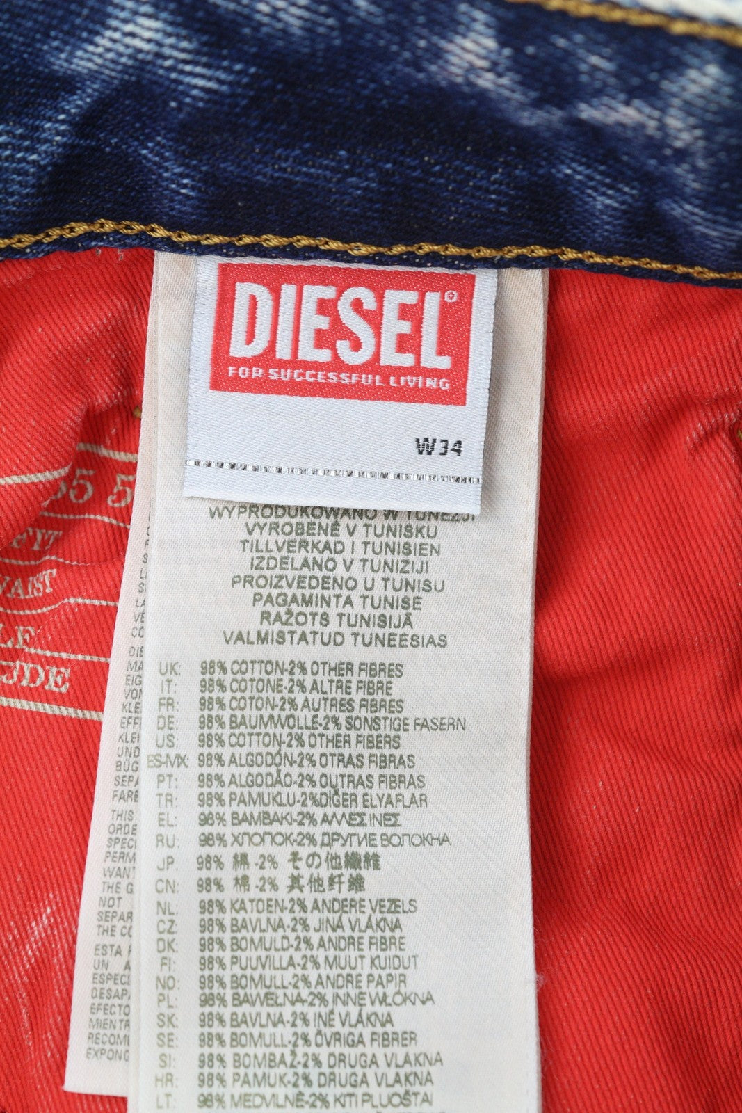 DIESEL 1955 09E10 vyriški džinsai, W34/L32, mėlyni, tiesaus kirpimo, su gobtuvu, RRP 375 USD. 