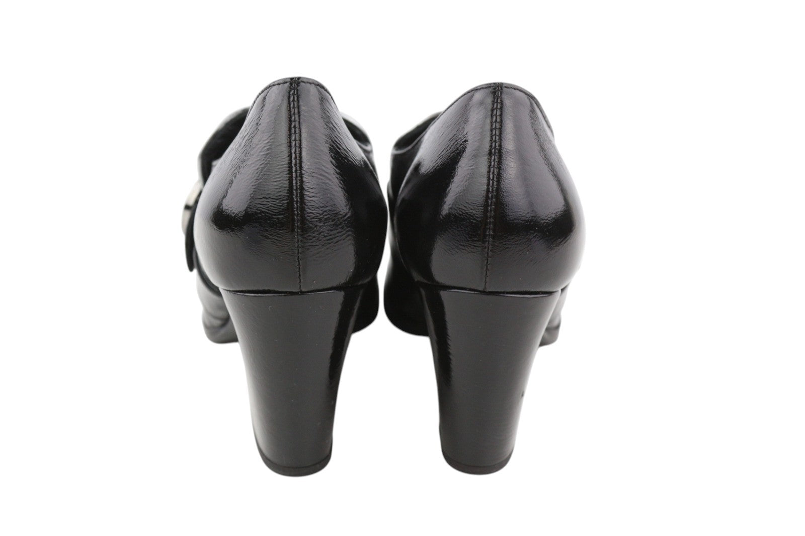 EMPORIO ARMANI moteriški aukštakulniai, 37 €, juodi lakuotos odos kvadratinės nosies sagtimi 